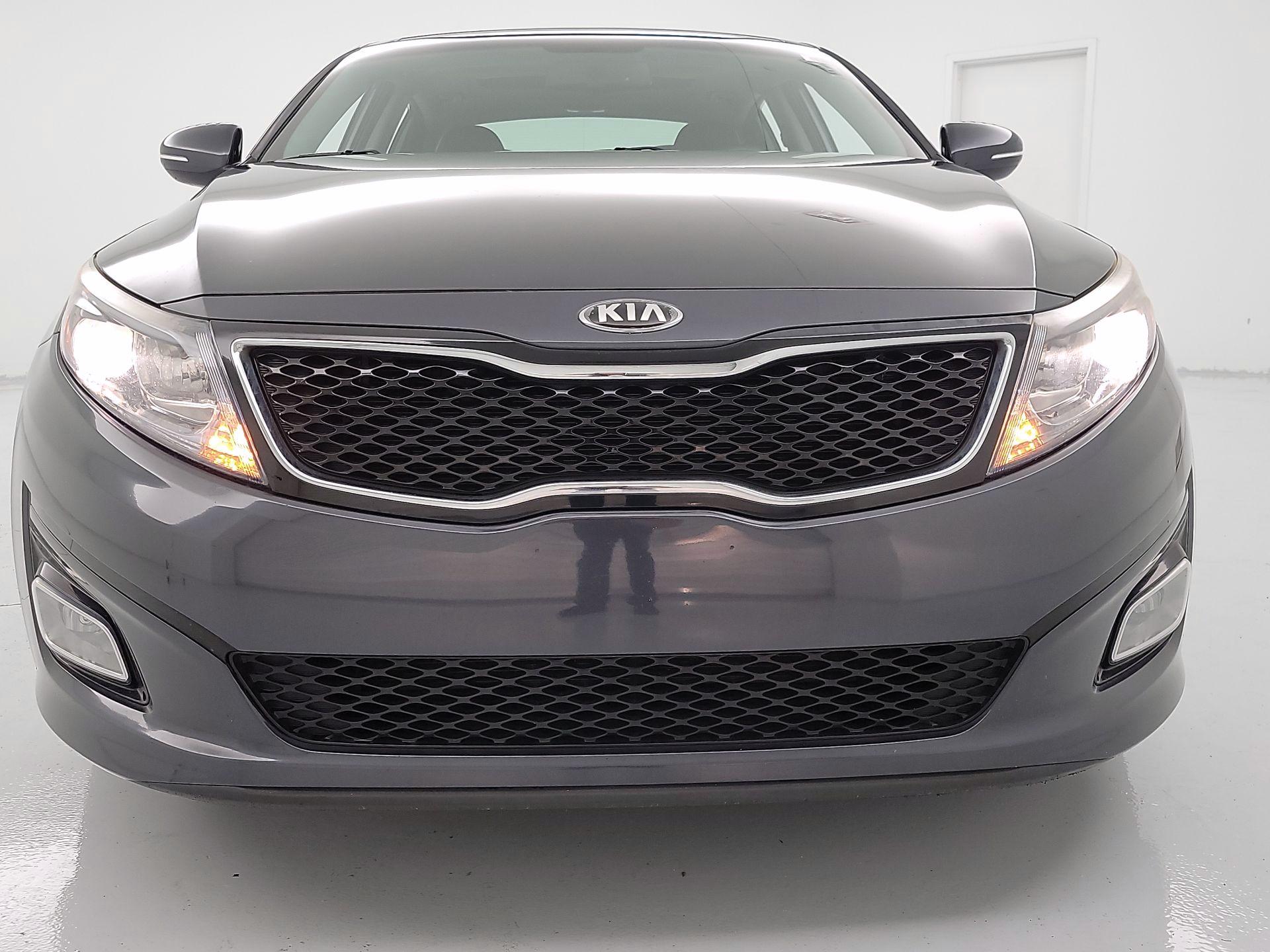Thumbnail: 2015 Kia Optima - 2