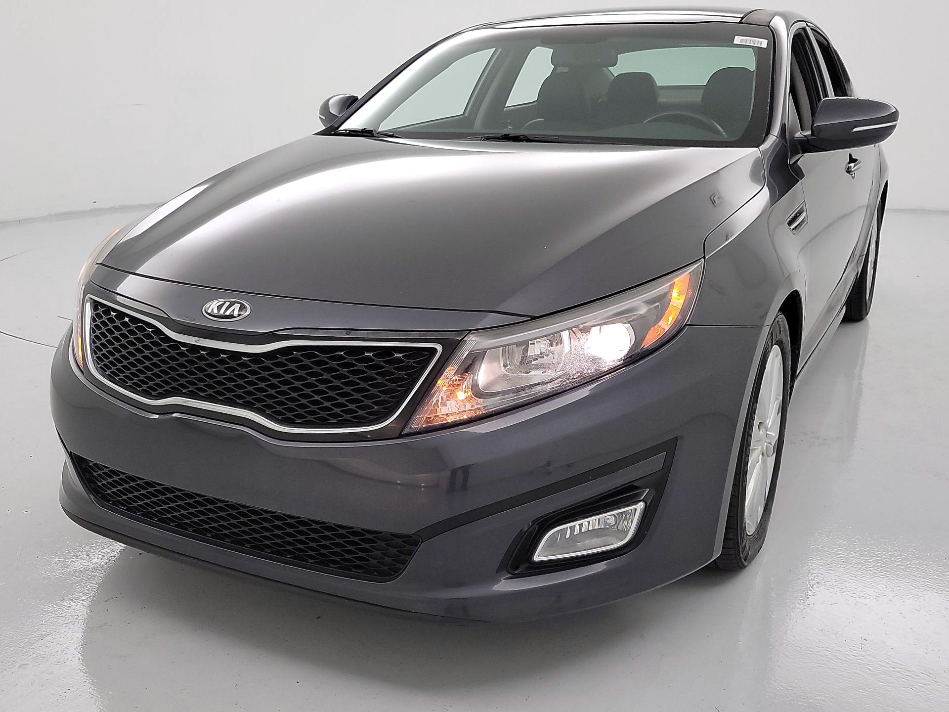 Thumbnail: 2015 Kia Optima - 3