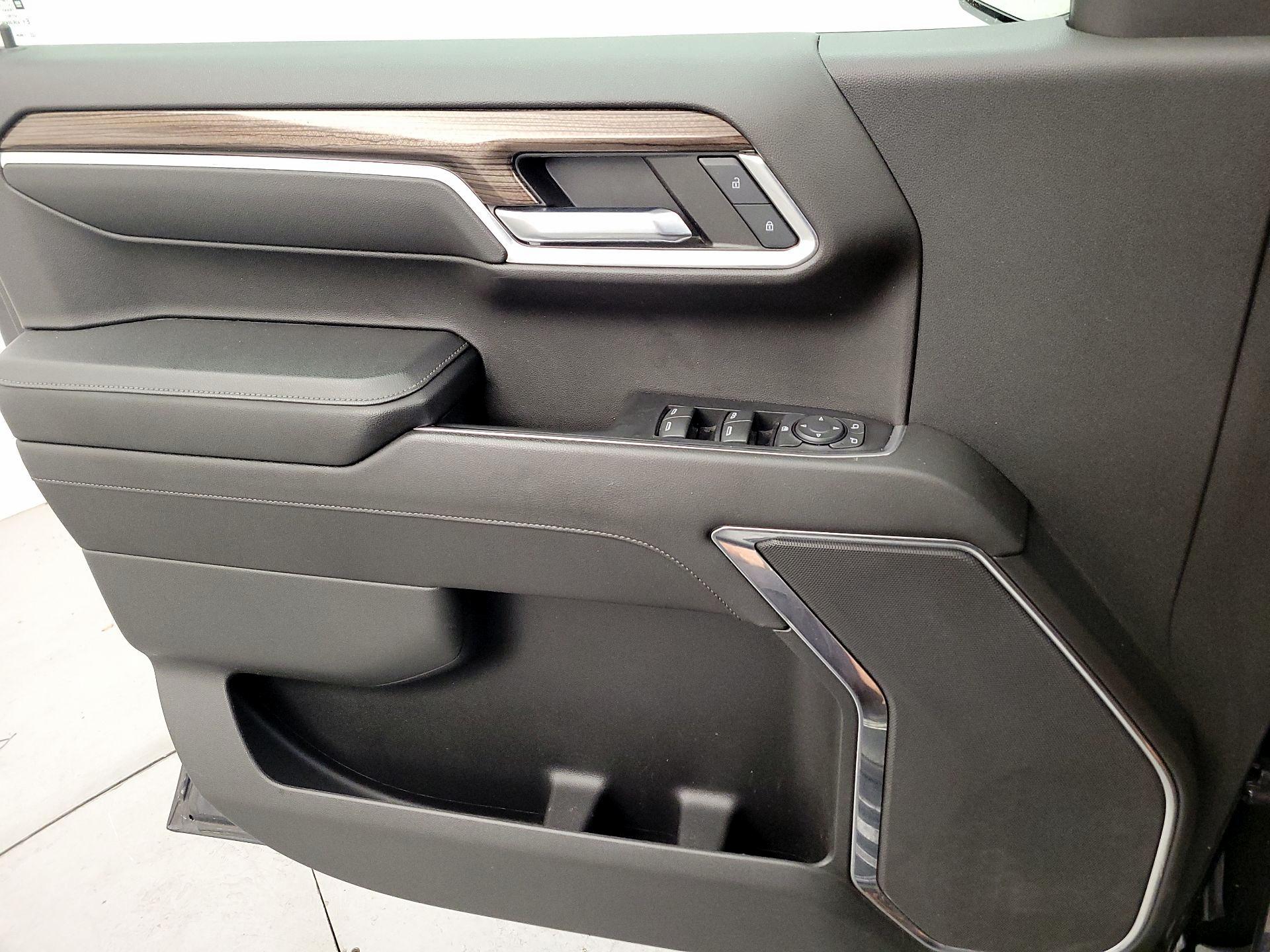 Thumbnail: 2023 Chevrolet Silverado 1500 - 12
