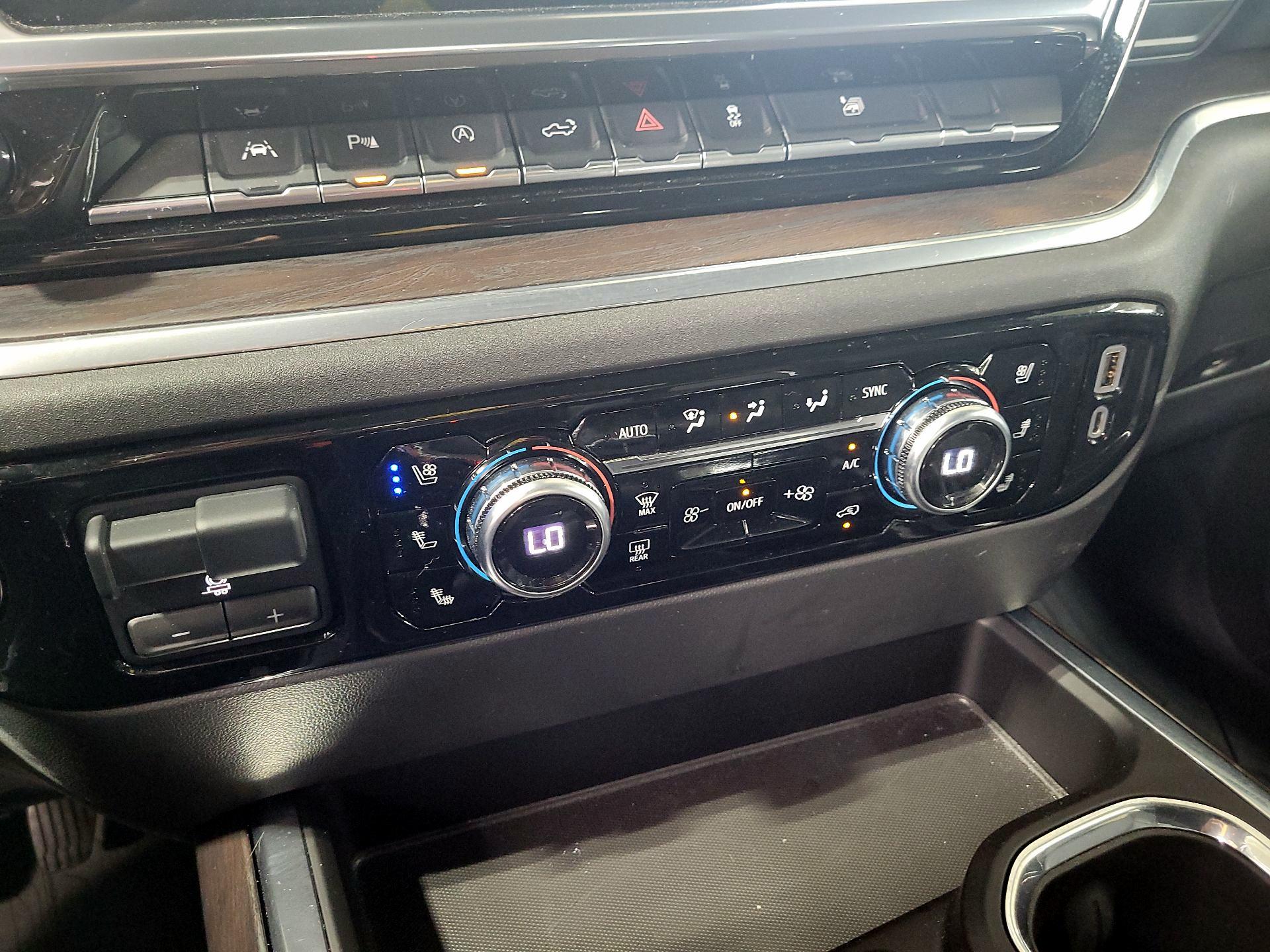 Thumbnail: 2022 GMC Sierra 1500 - 16