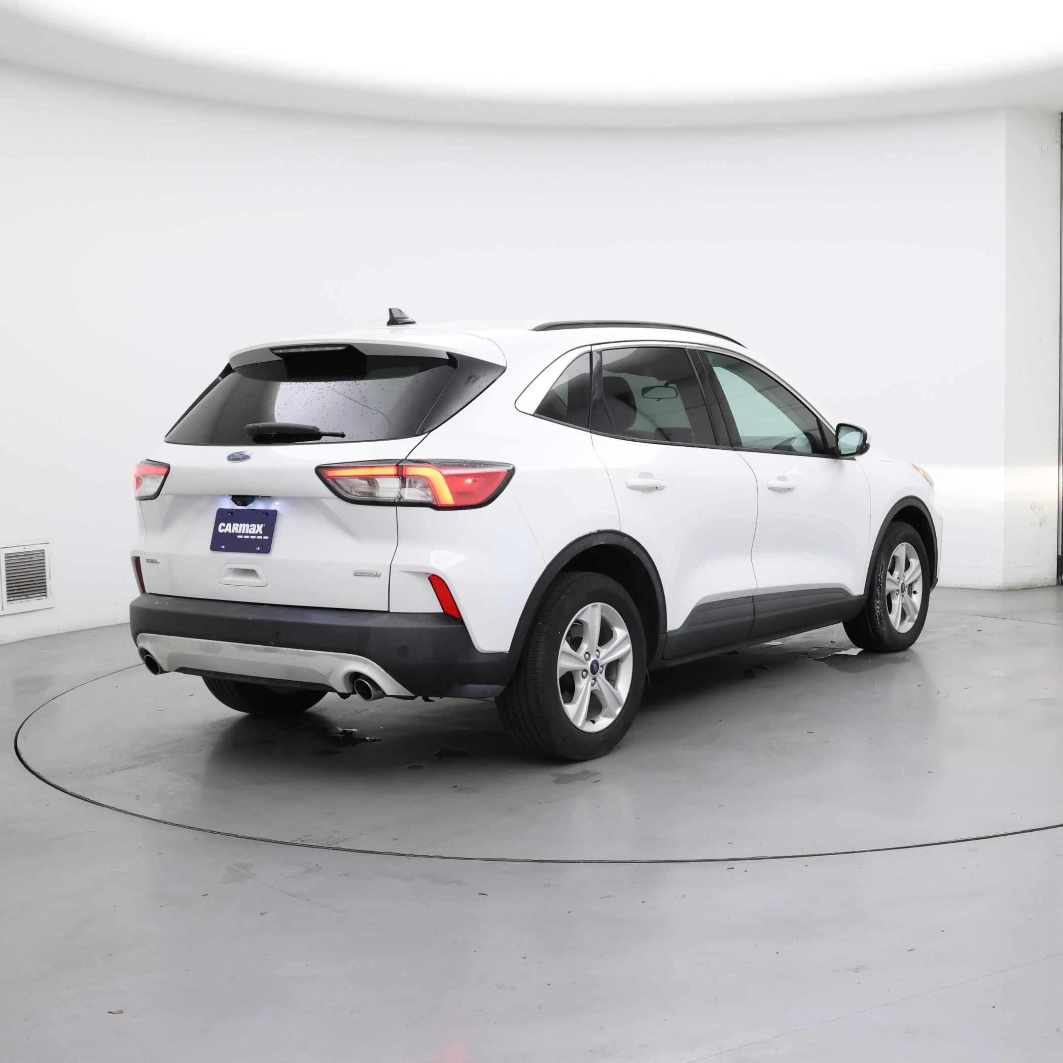 Thumbnail: 2020 Ford Escape - 8