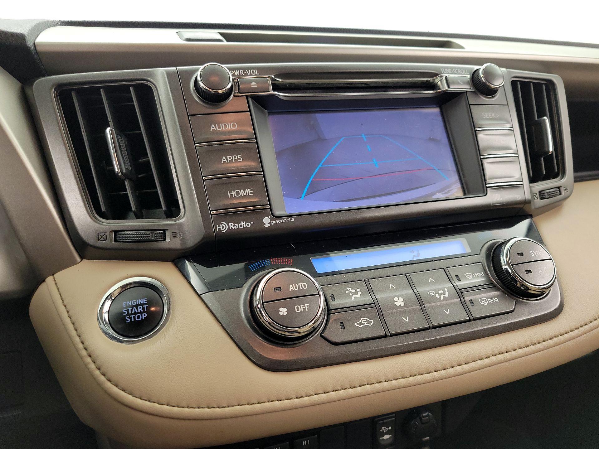 Thumbnail: 2014 Toyota RAV4 - 15
