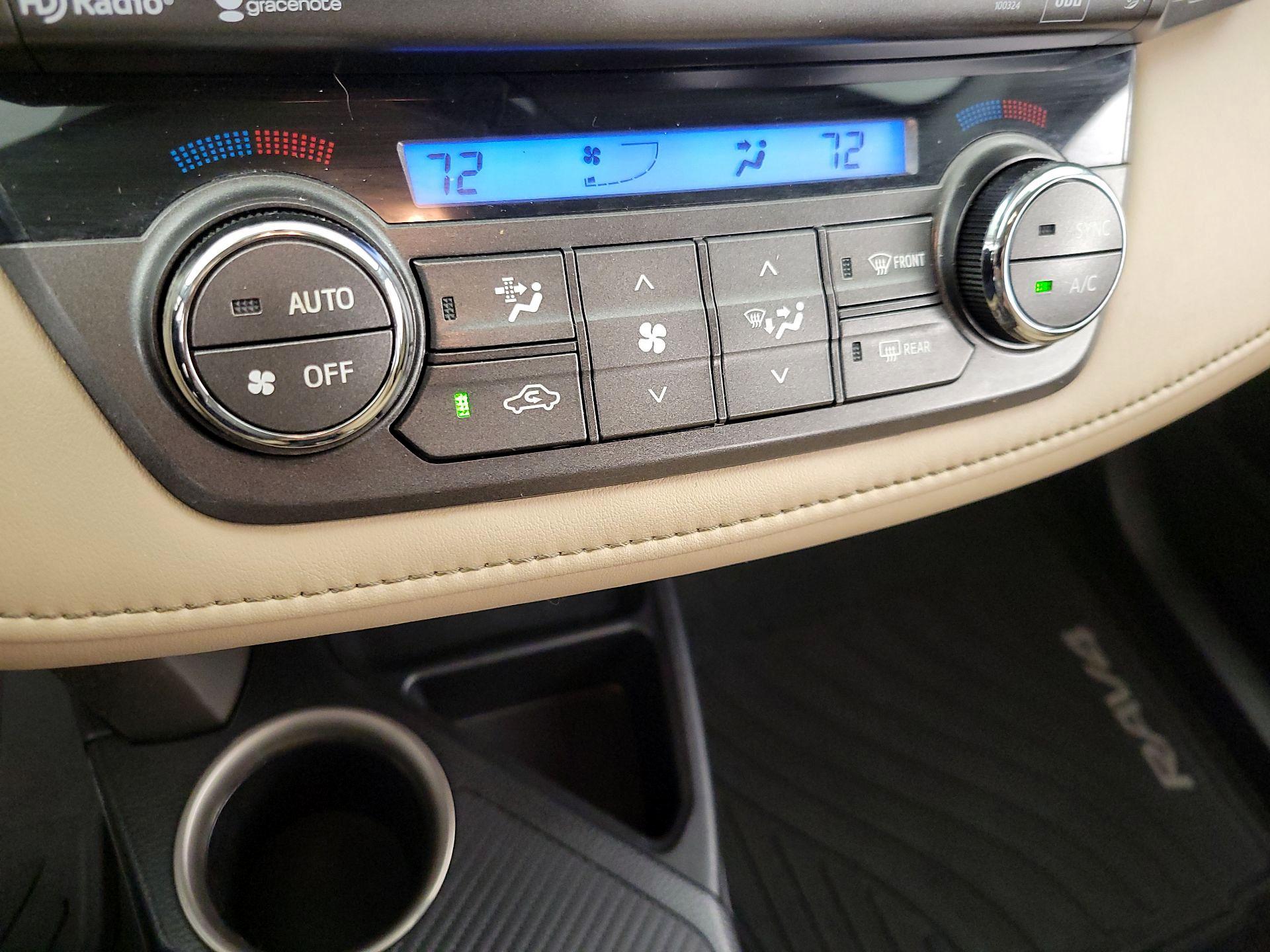 Thumbnail: 2014 Toyota RAV4 - 17