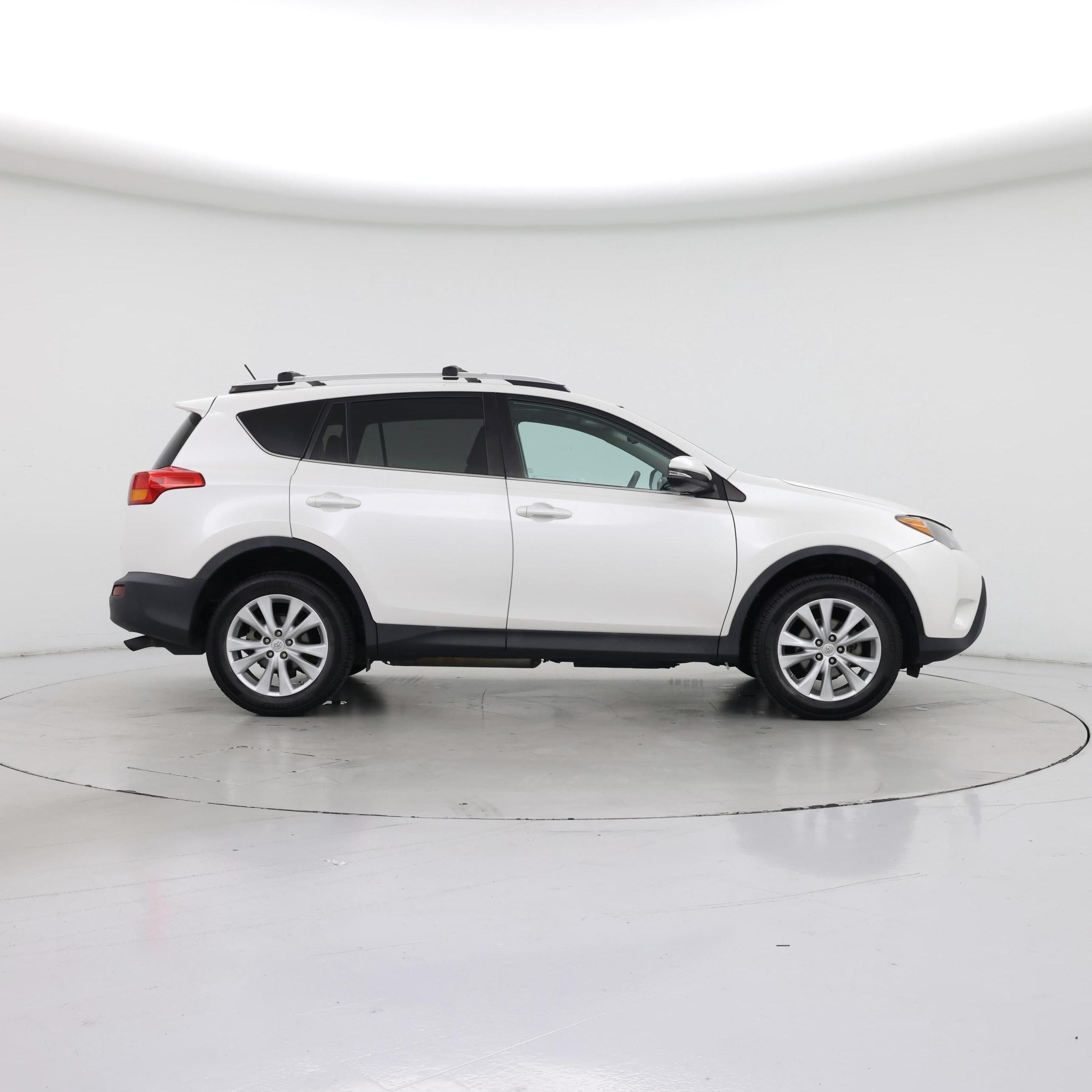 Thumbnail: 2014 Toyota RAV4 - 7