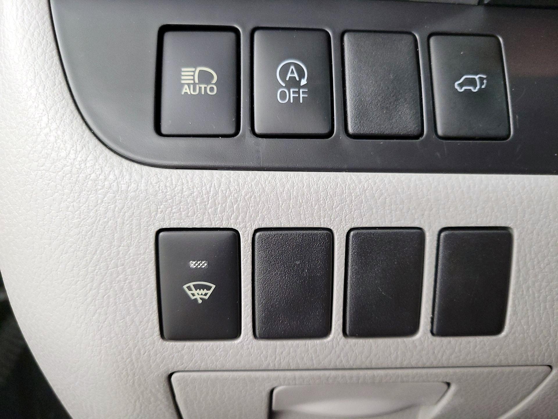 Thumbnail: 2019 Toyota Highlander - 13