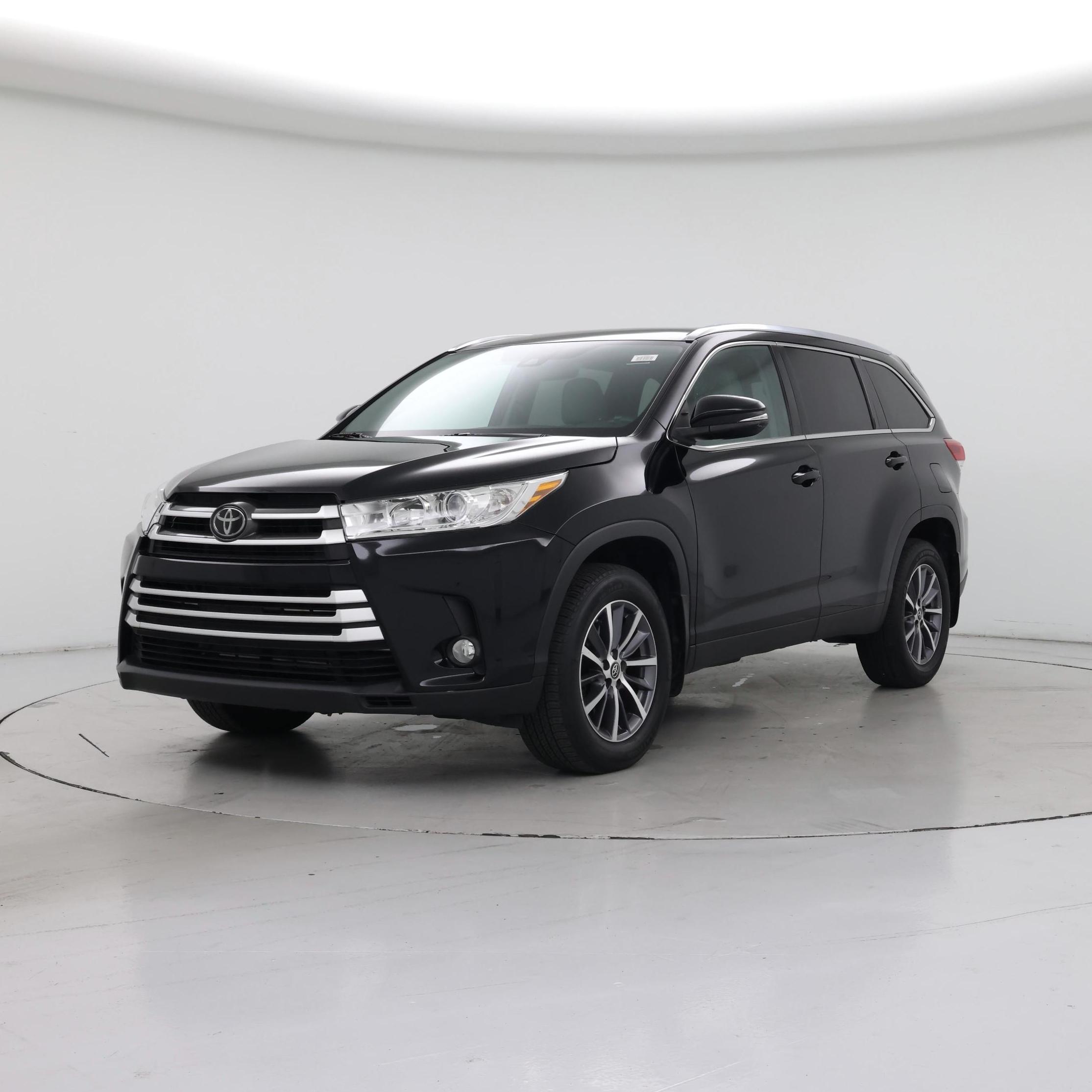 Thumbnail: 2019 Toyota Highlander - 4