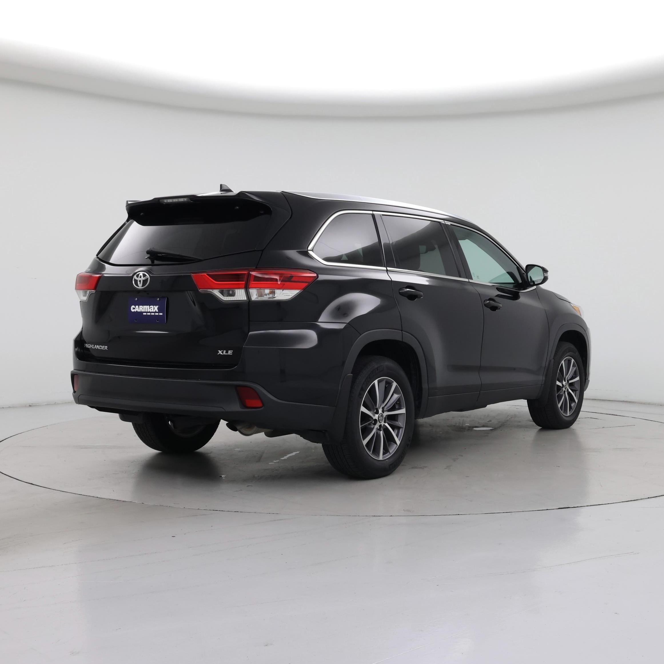 Thumbnail: 2019 Toyota Highlander - 8