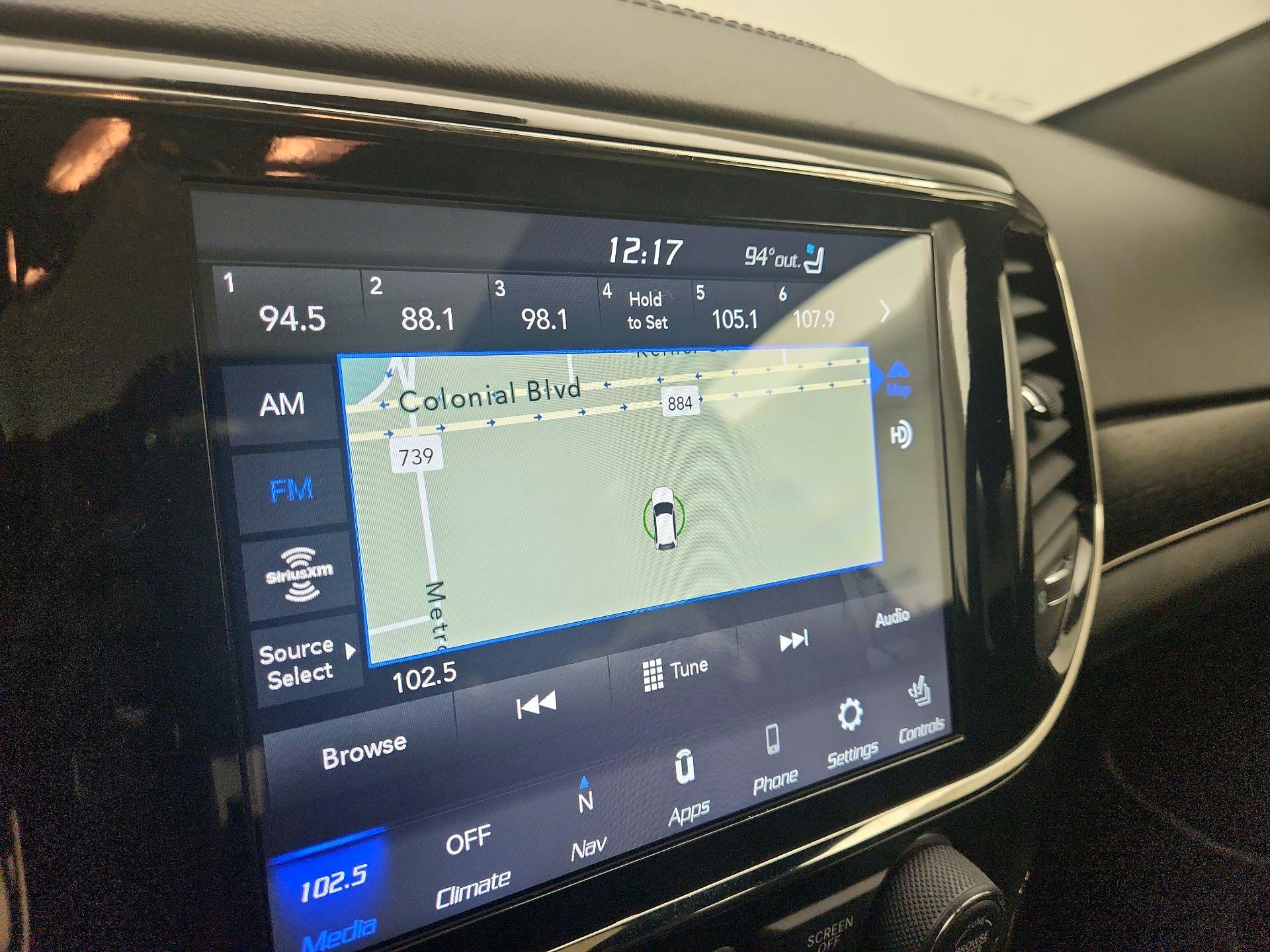 Thumbnail: 2021 Jeep Grand Cherokee - 14