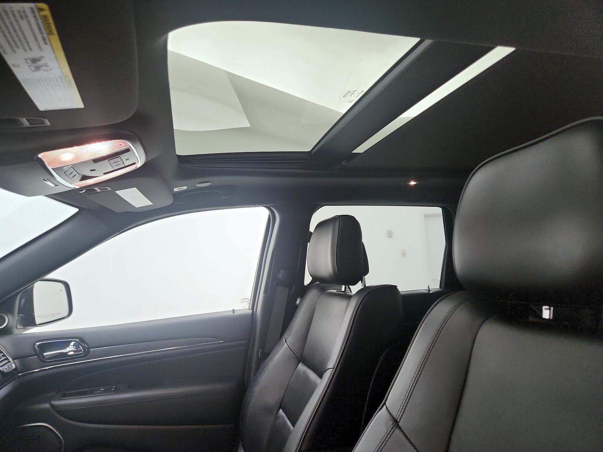 Thumbnail: 2021 Jeep Grand Cherokee - 20