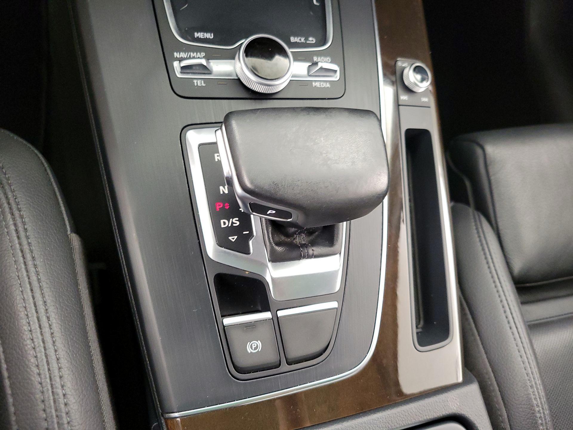 Thumbnail: 2018 Audi Q5 - 17