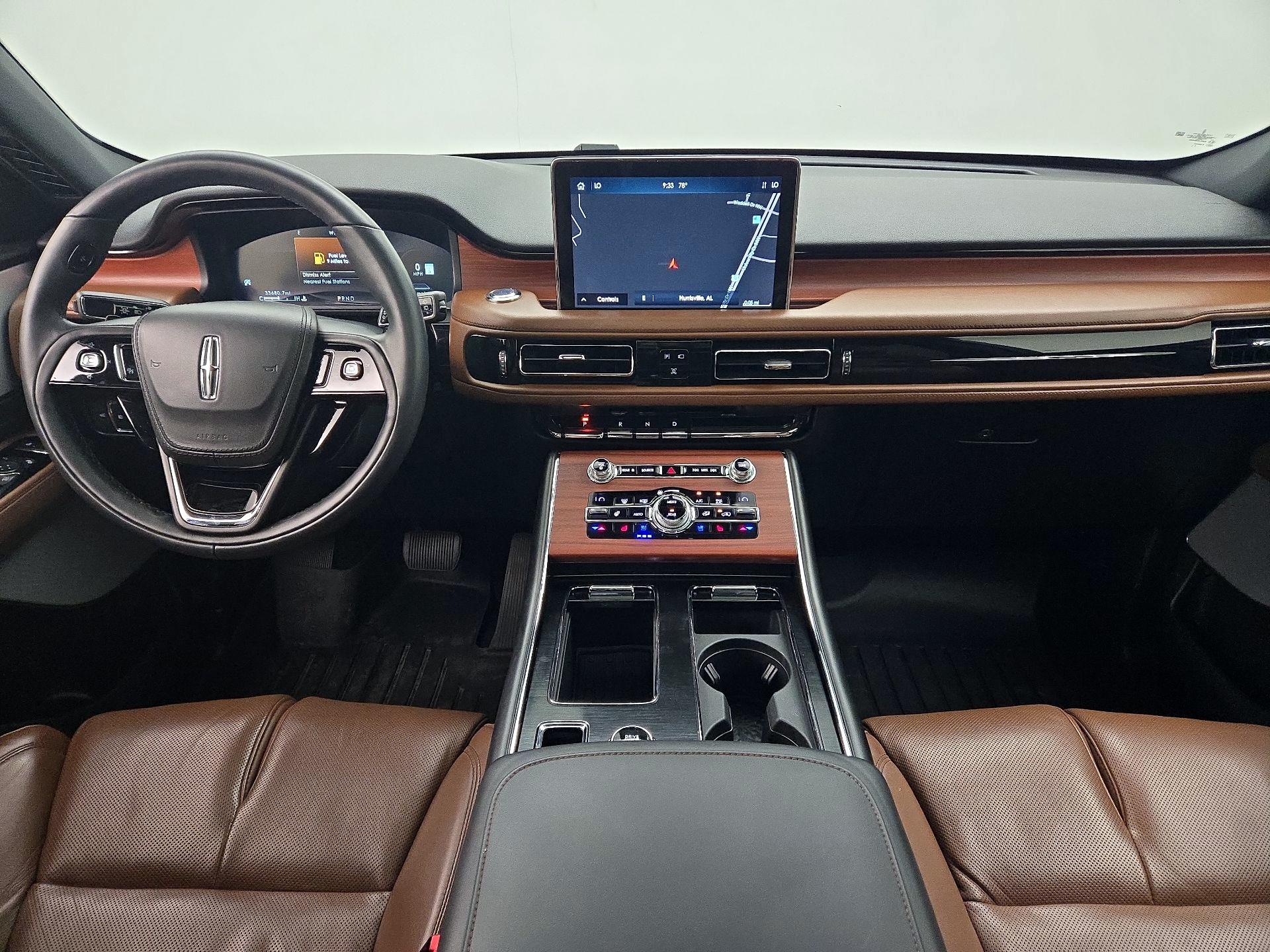 Thumbnail: 2020 Lincoln Aviator - 9