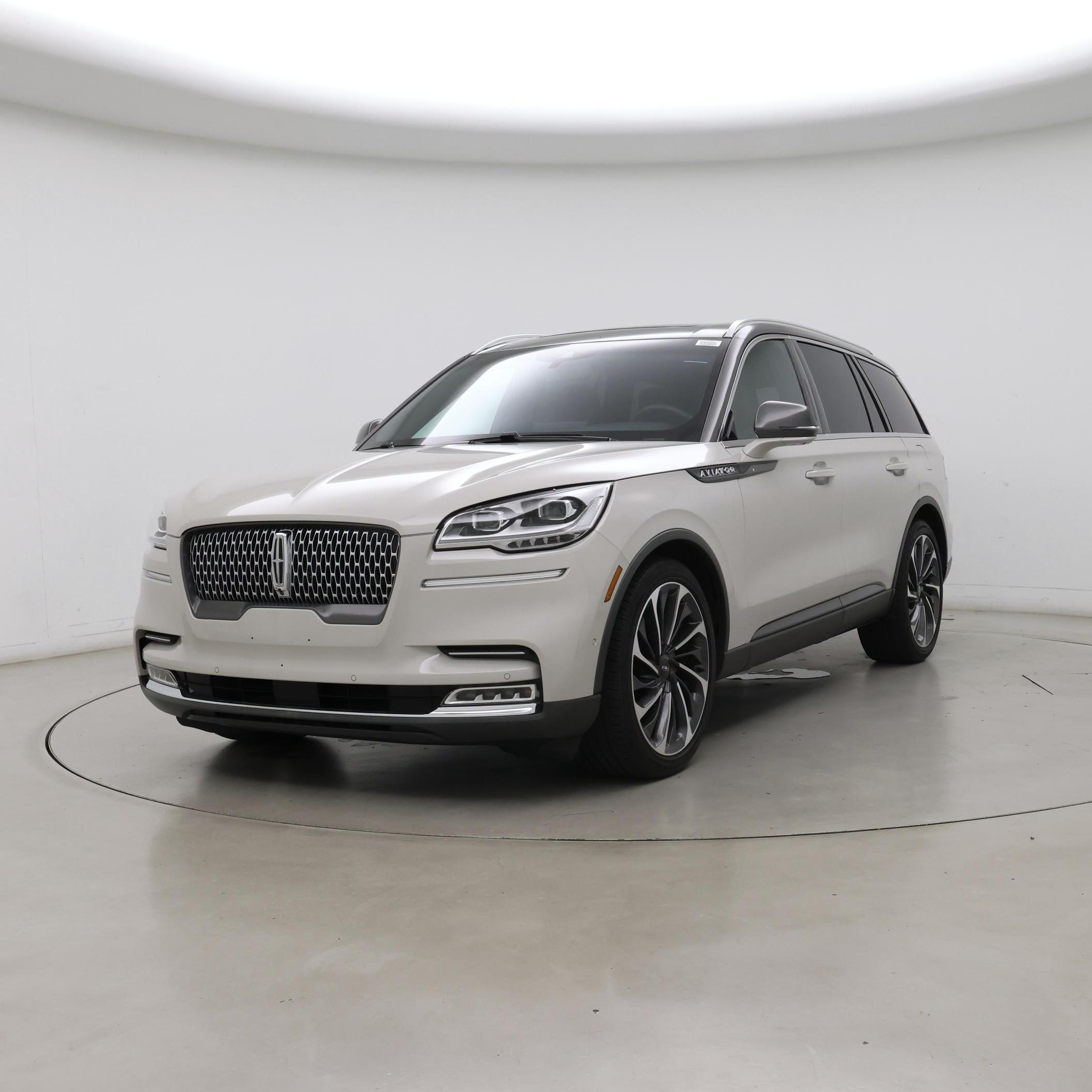 Thumbnail: 2020 Lincoln Aviator - 4