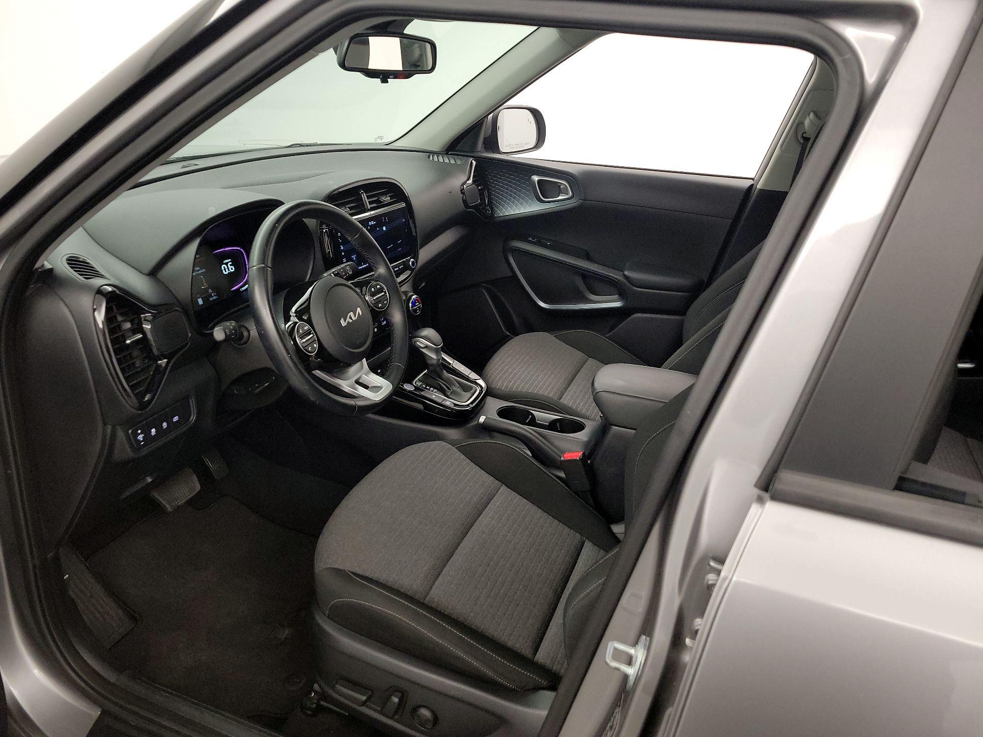 Thumbnail: 2023 Kia Soul - 11