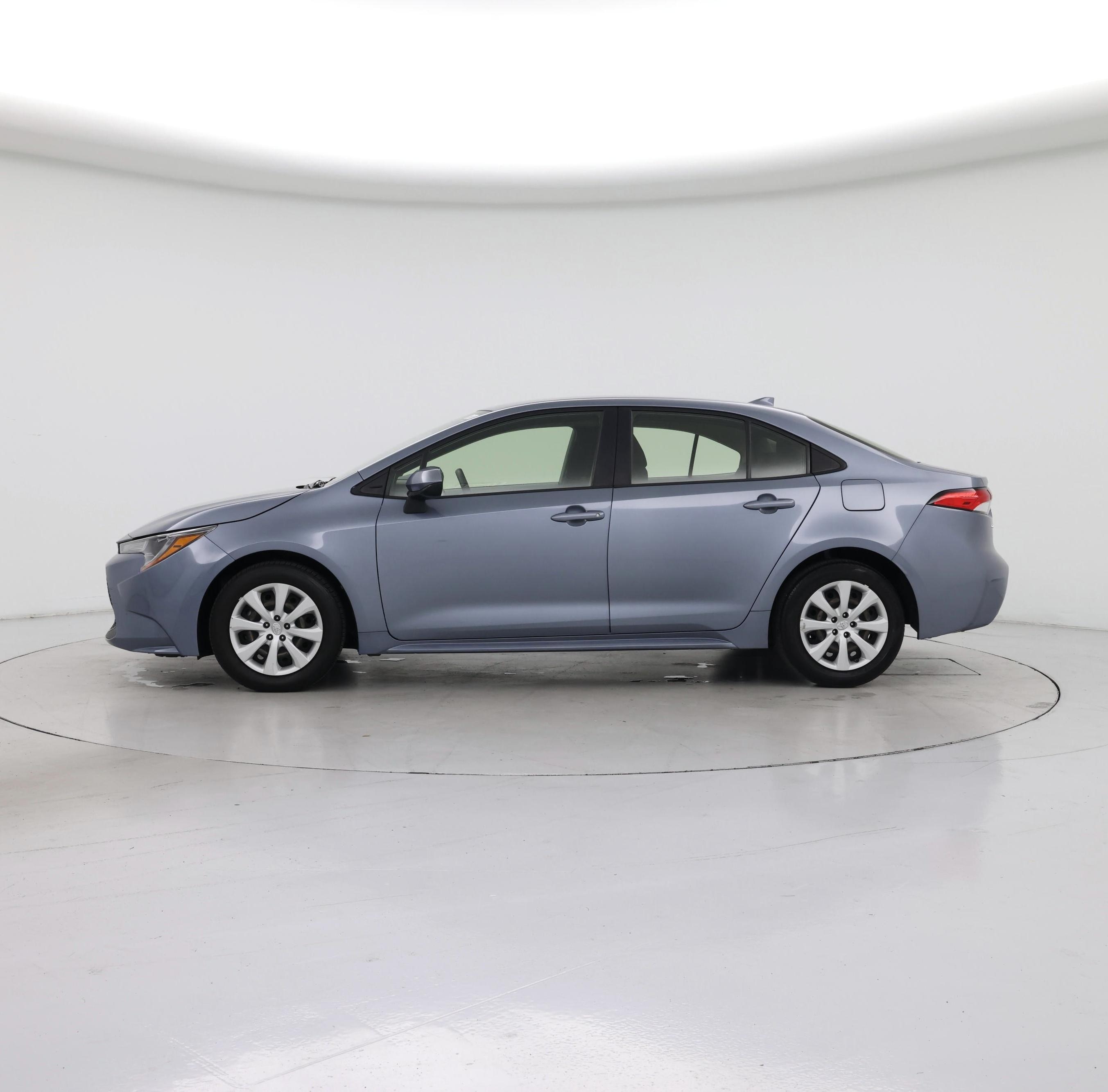 Thumbnail: 2021 Toyota Corolla - 3