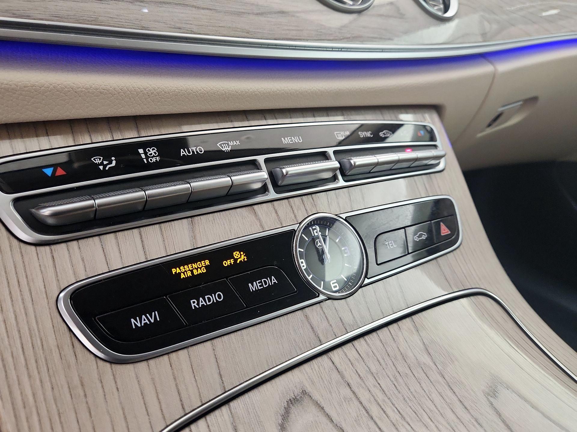 Thumbnail: 2019 Mercedes-Benz E-Class - 17