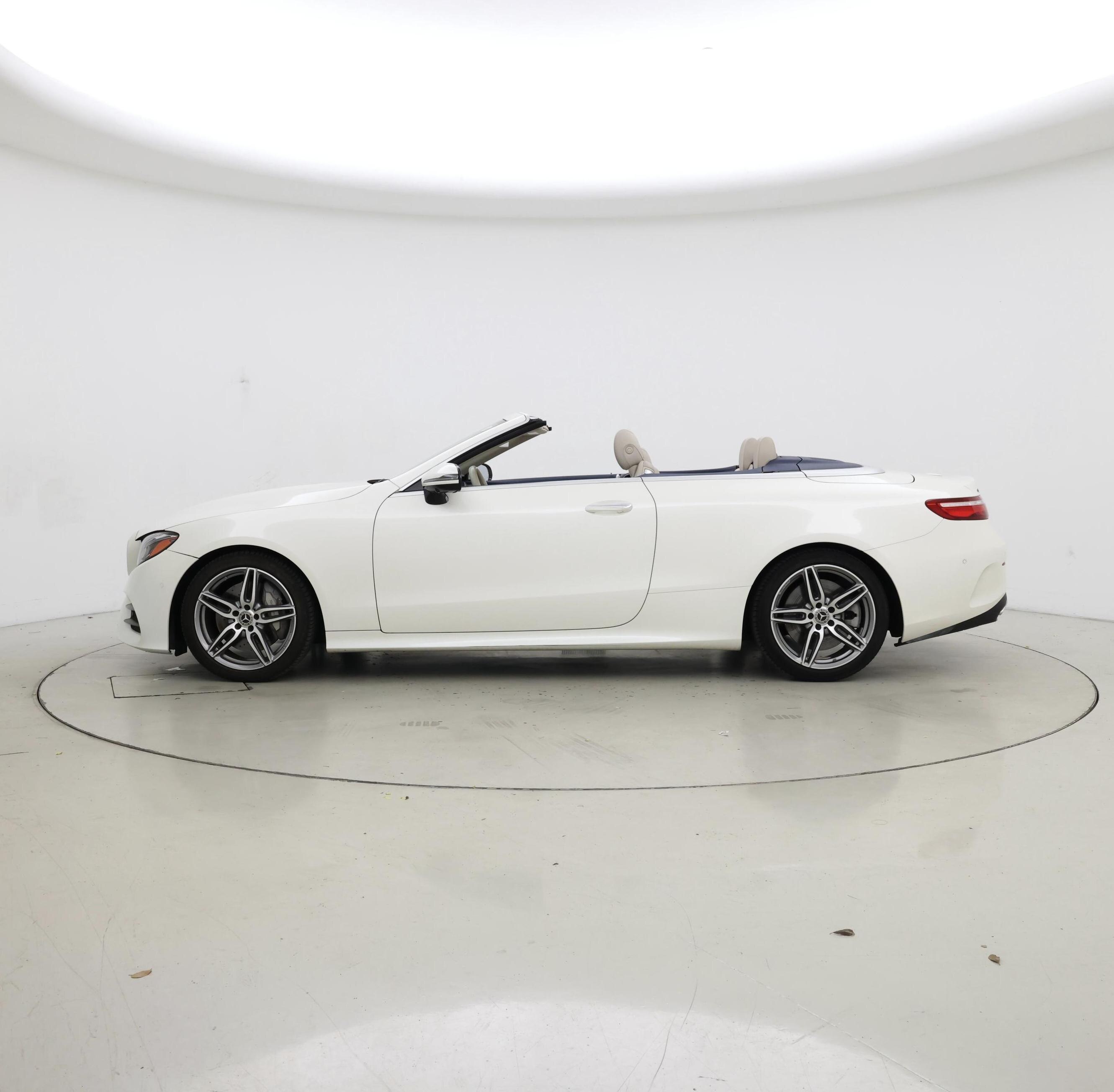 Thumbnail: 2019 Mercedes-Benz E-Class - 3