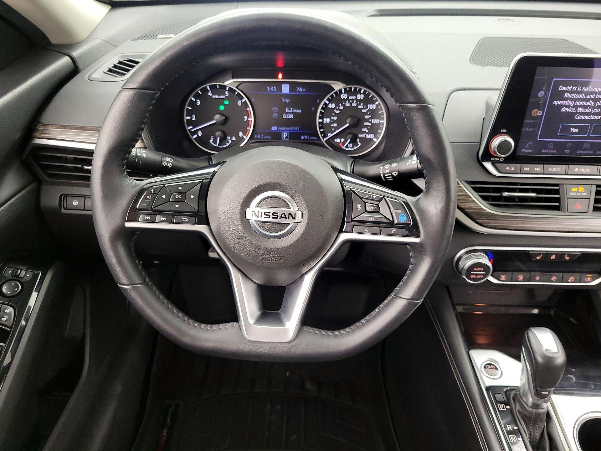 Thumbnail: 2020 Nissan Altima - 10