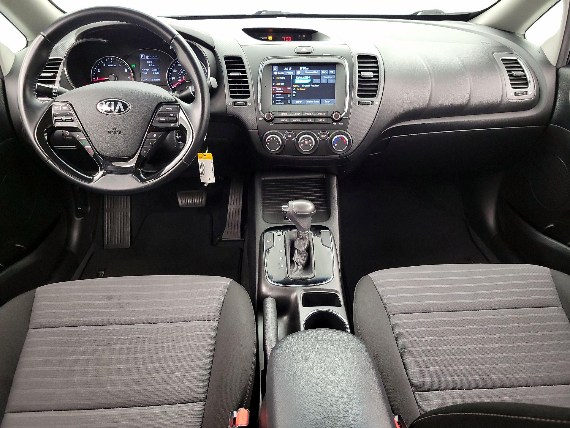 Thumbnail: 2018 Kia Forte - 9