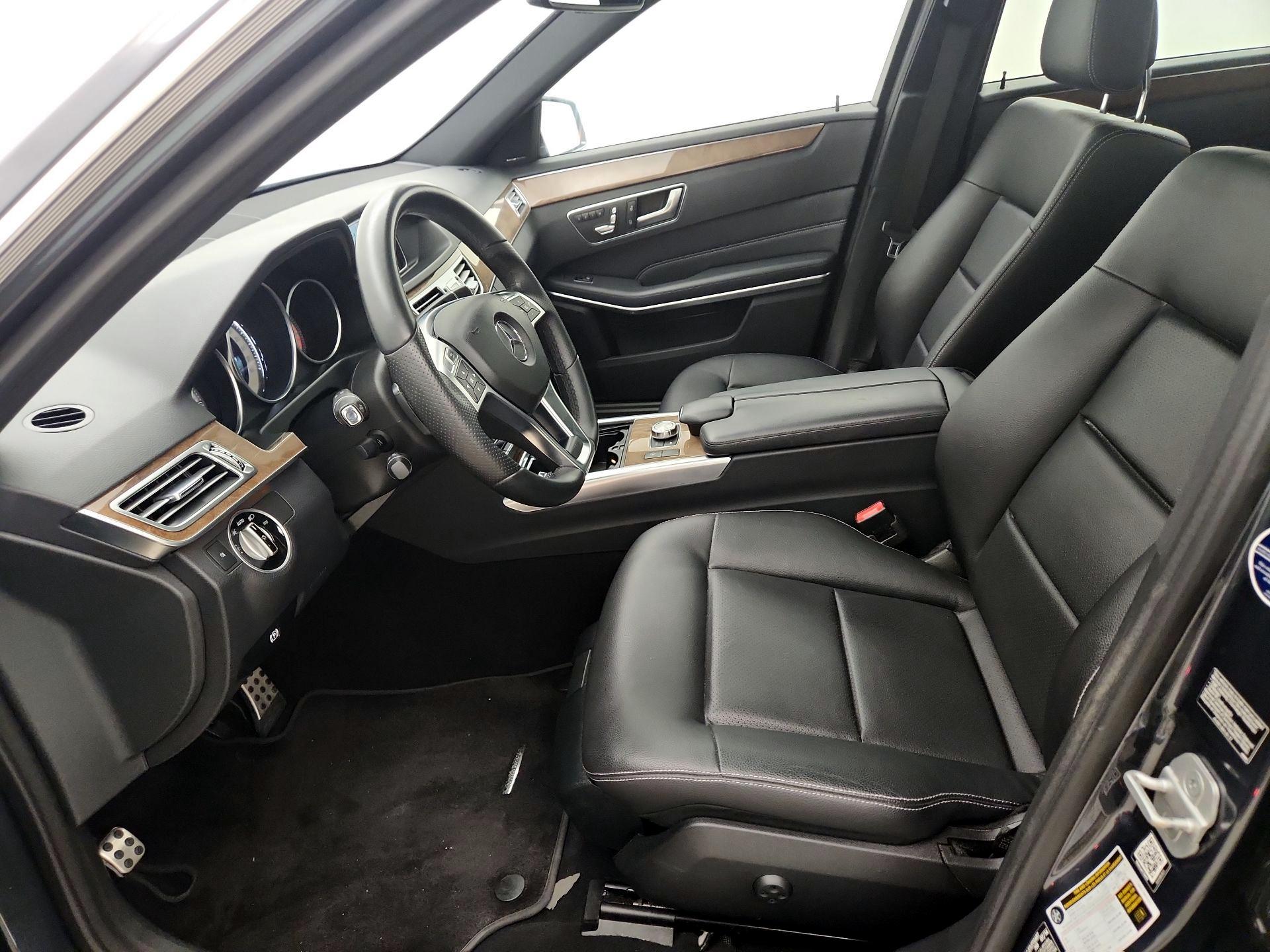 Thumbnail: 2014 Mercedes-Benz E-Class - 11