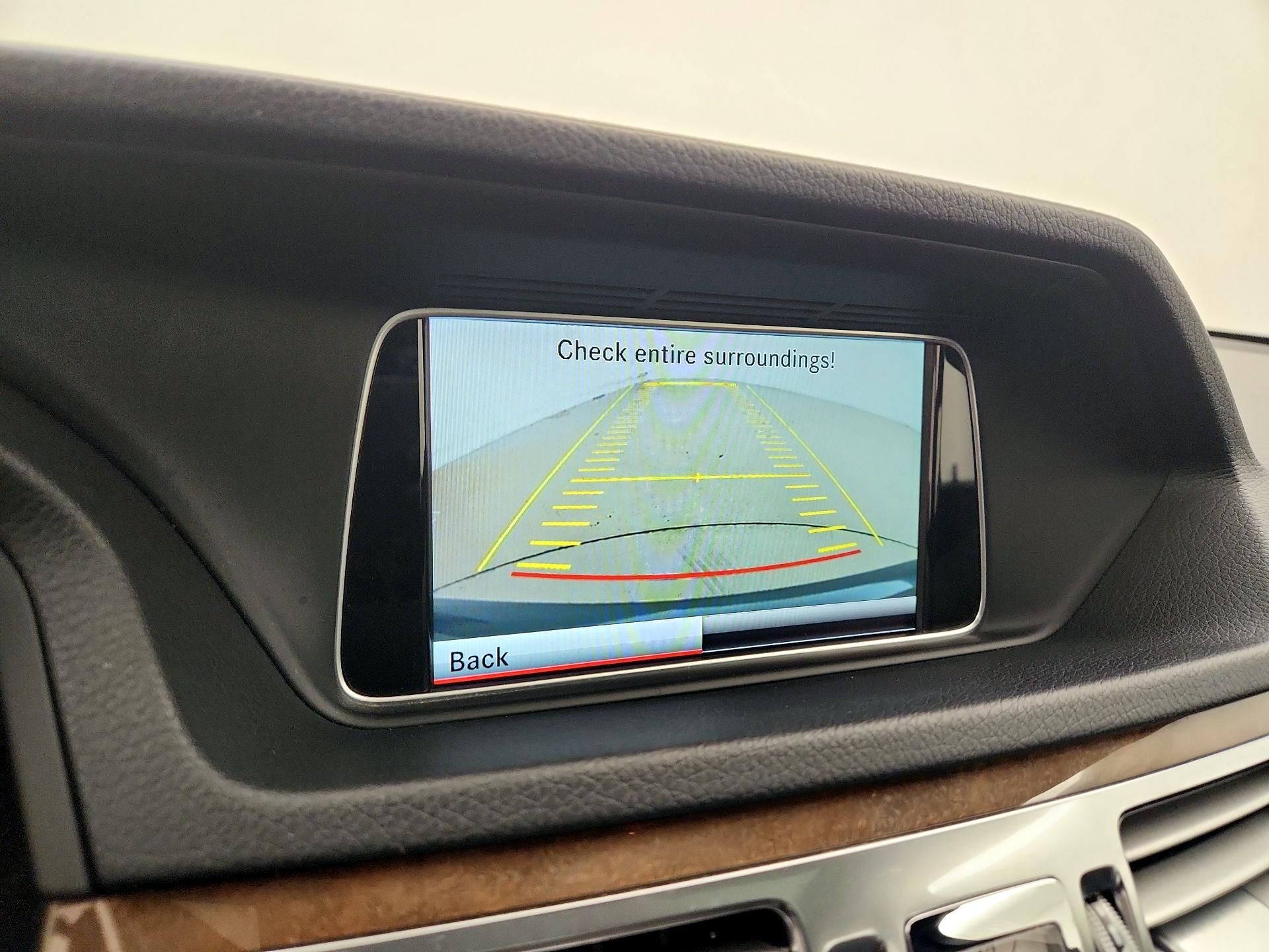 Thumbnail: 2014 Mercedes-Benz E-Class - 15