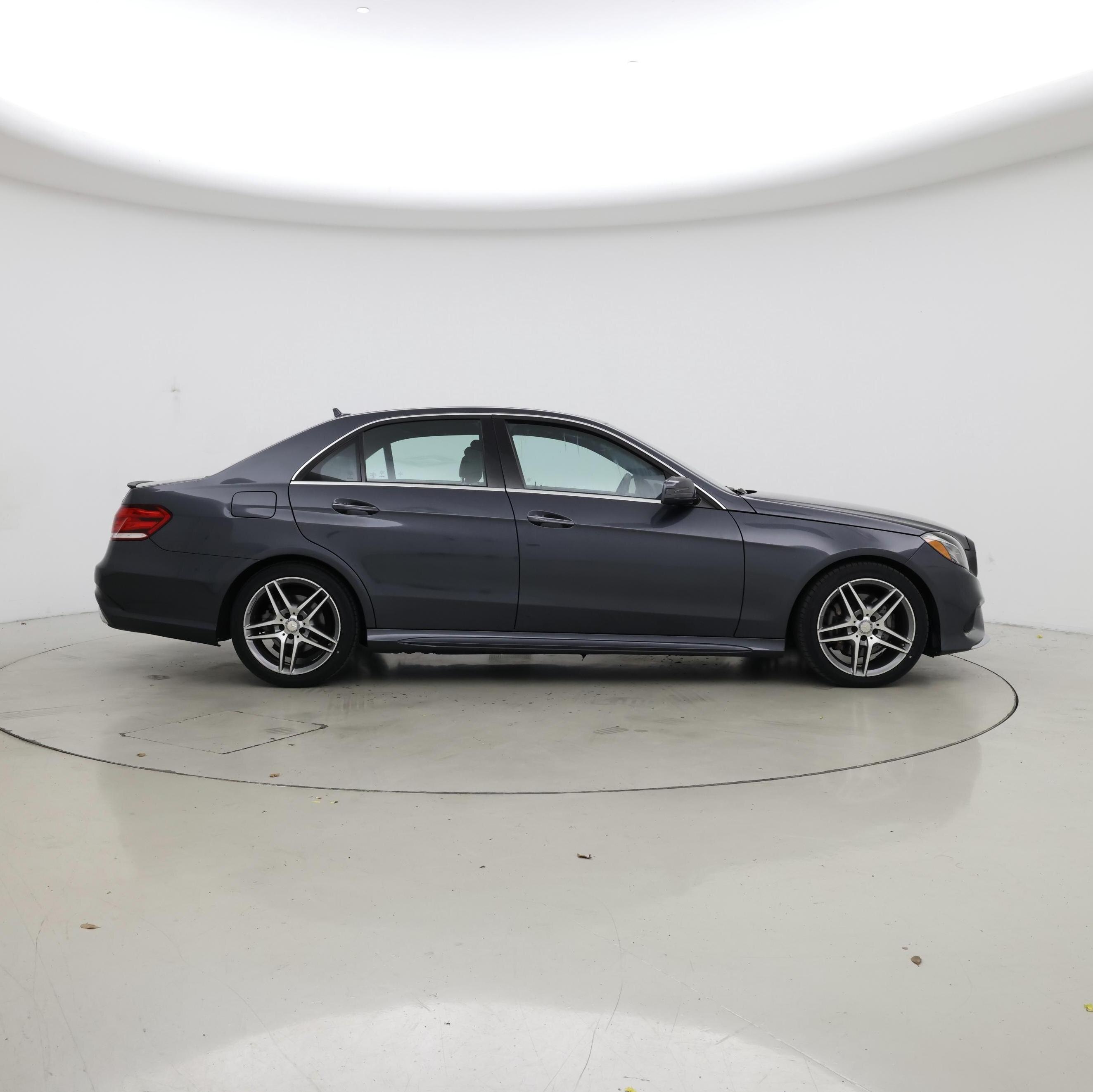 Thumbnail: 2014 Mercedes-Benz E-Class - 7