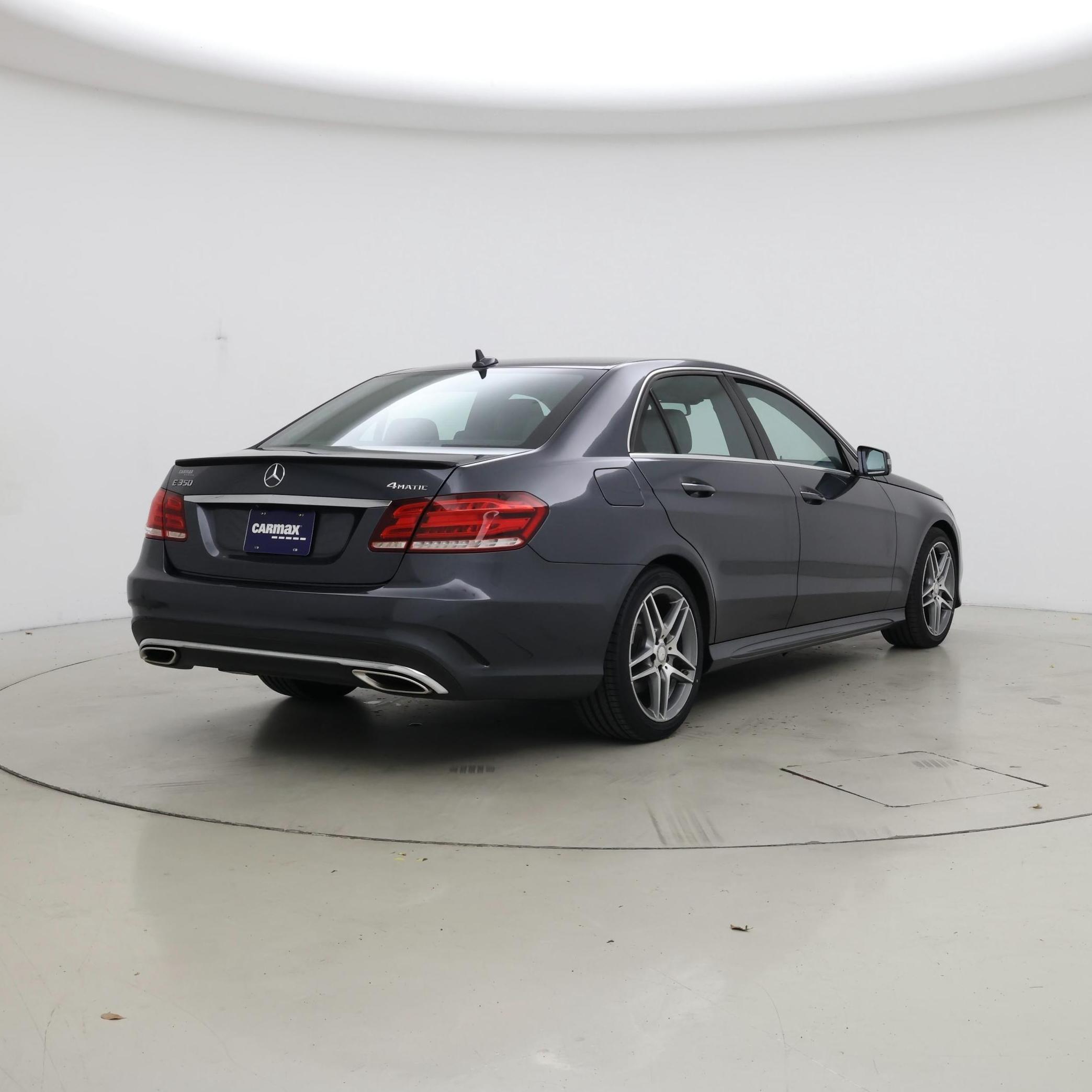 Thumbnail: 2014 Mercedes-Benz E-Class - 8