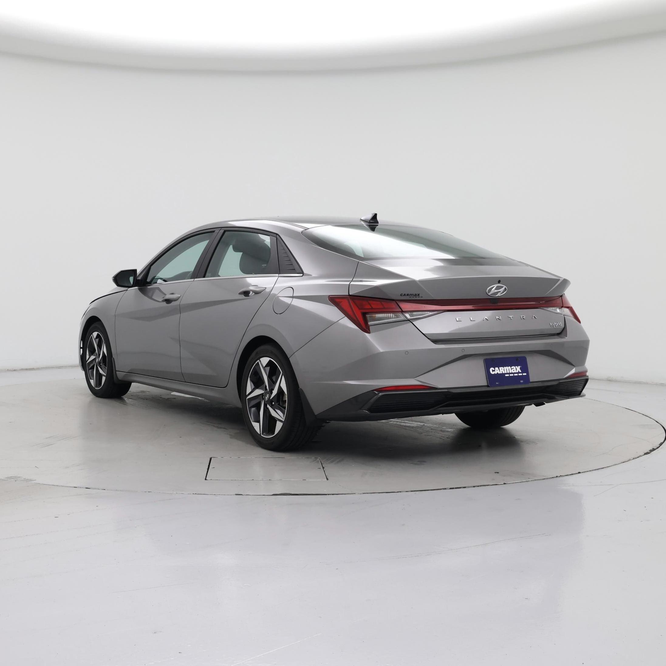 Thumbnail: 2023 Hyundai Elantra - 2