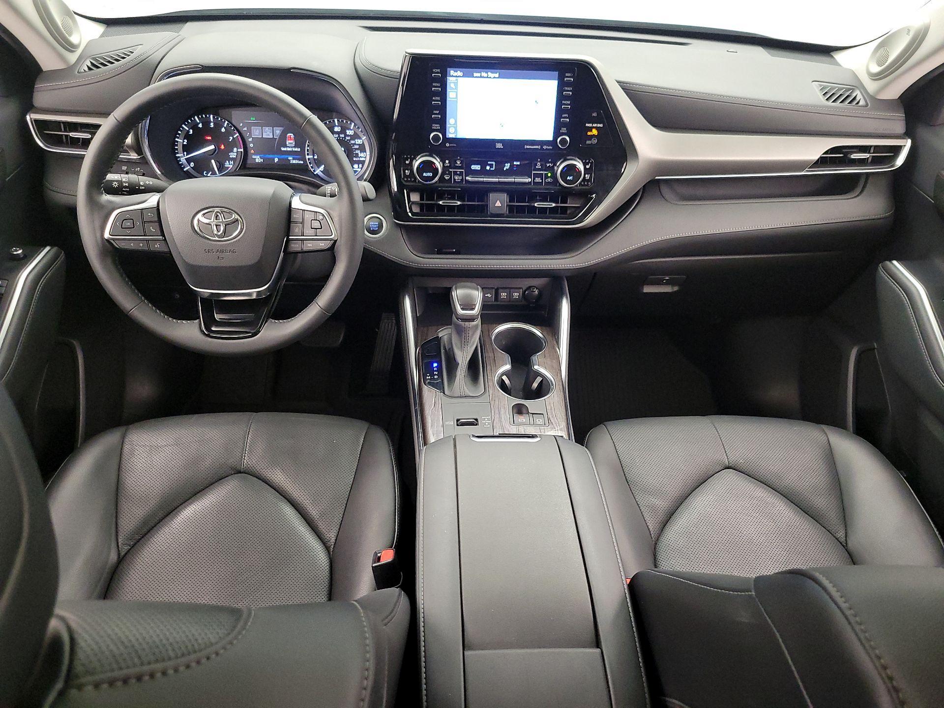 Thumbnail: 2021 Toyota Highlander - 9