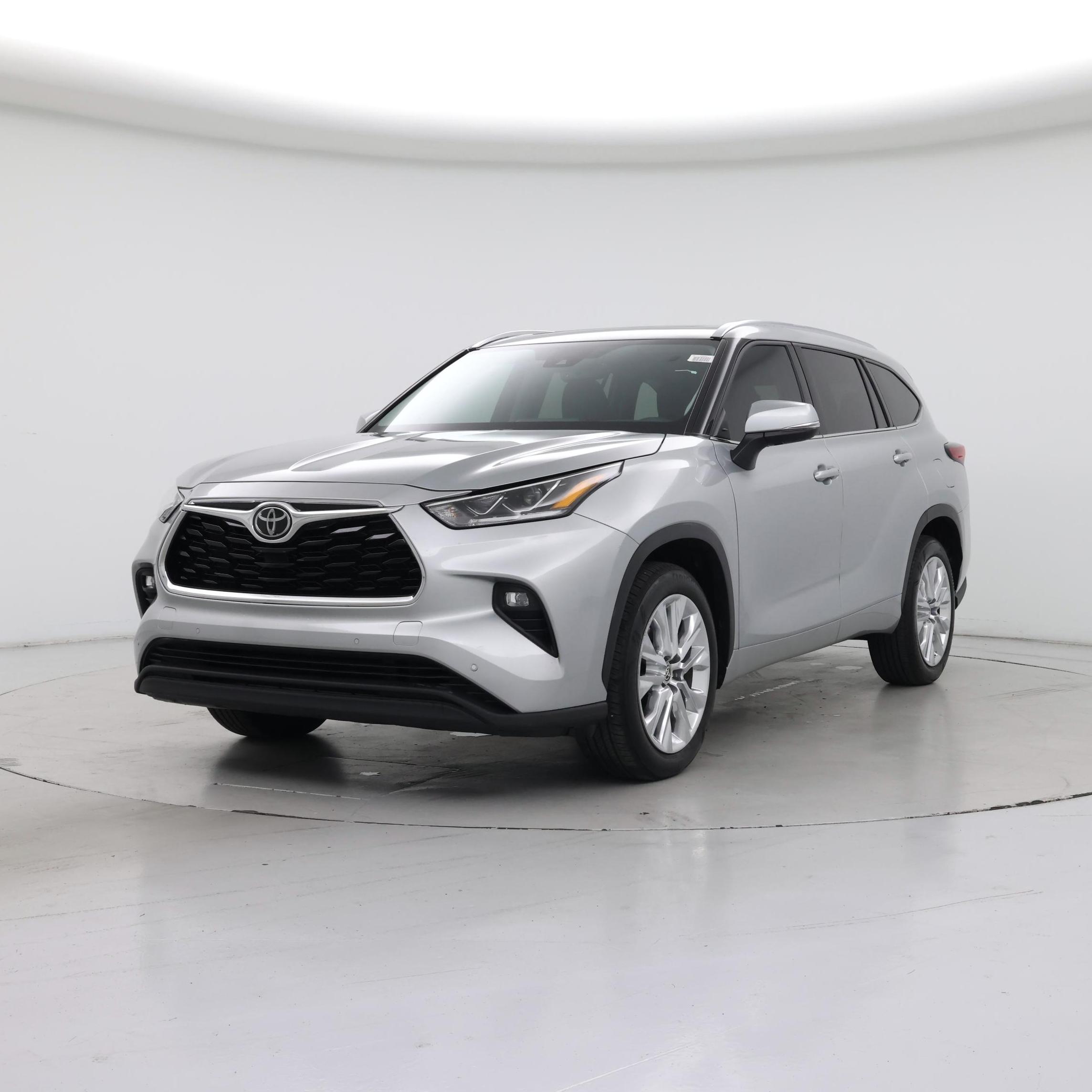 Thumbnail: 2021 Toyota Highlander - 4
