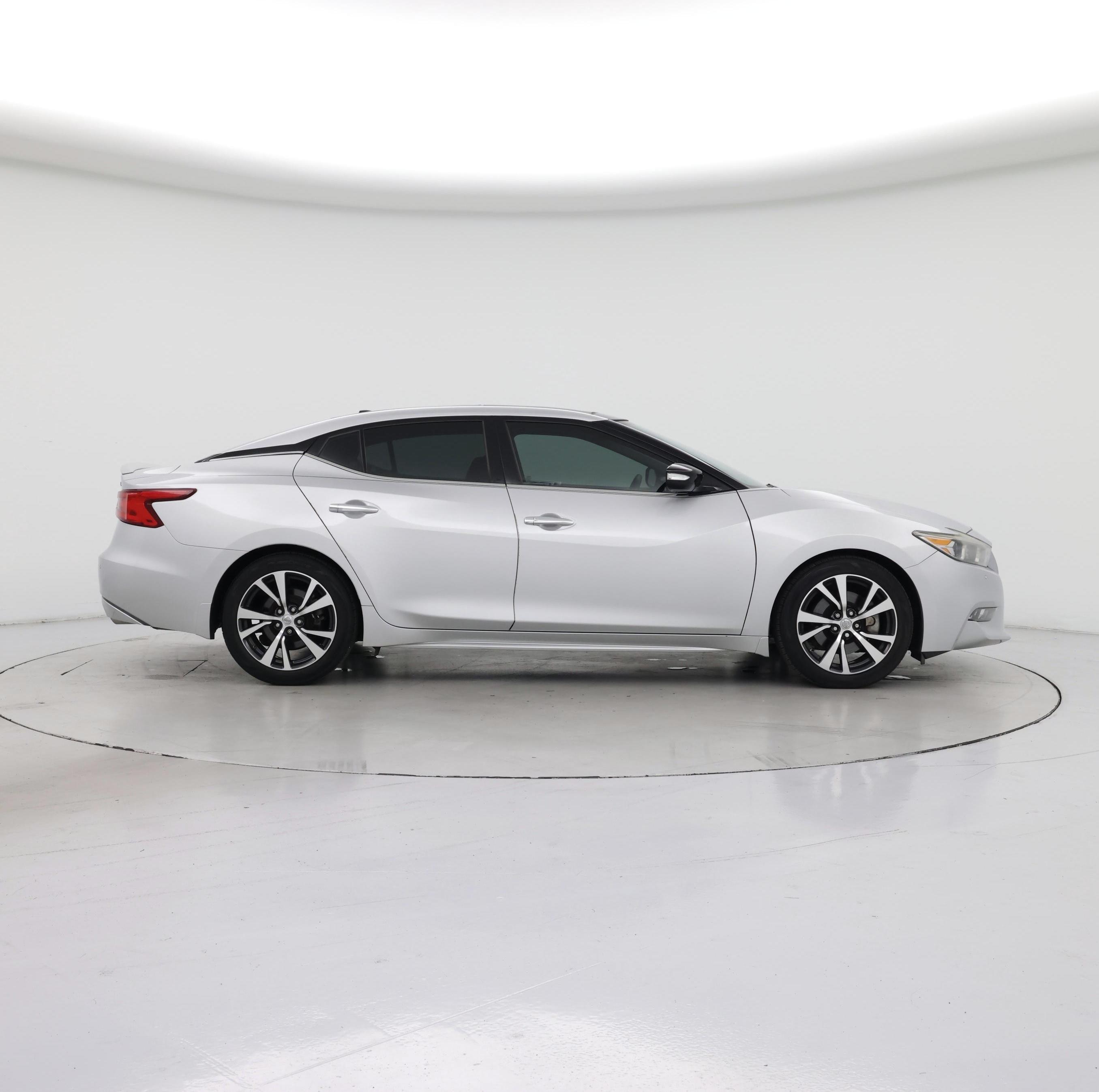 Thumbnail: 2017 Nissan Maxima - 7