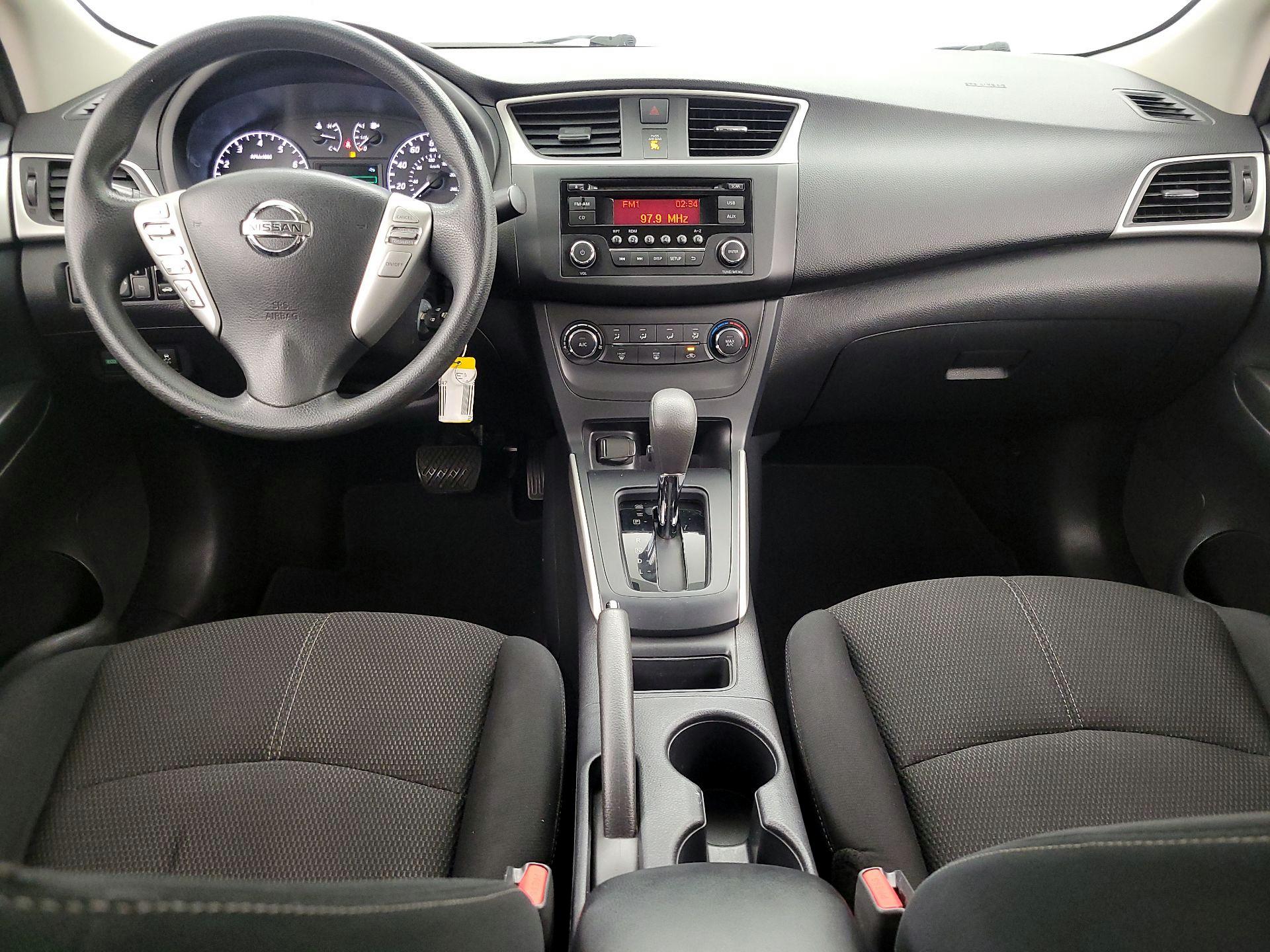 Thumbnail: 2017 Nissan Sentra - 9