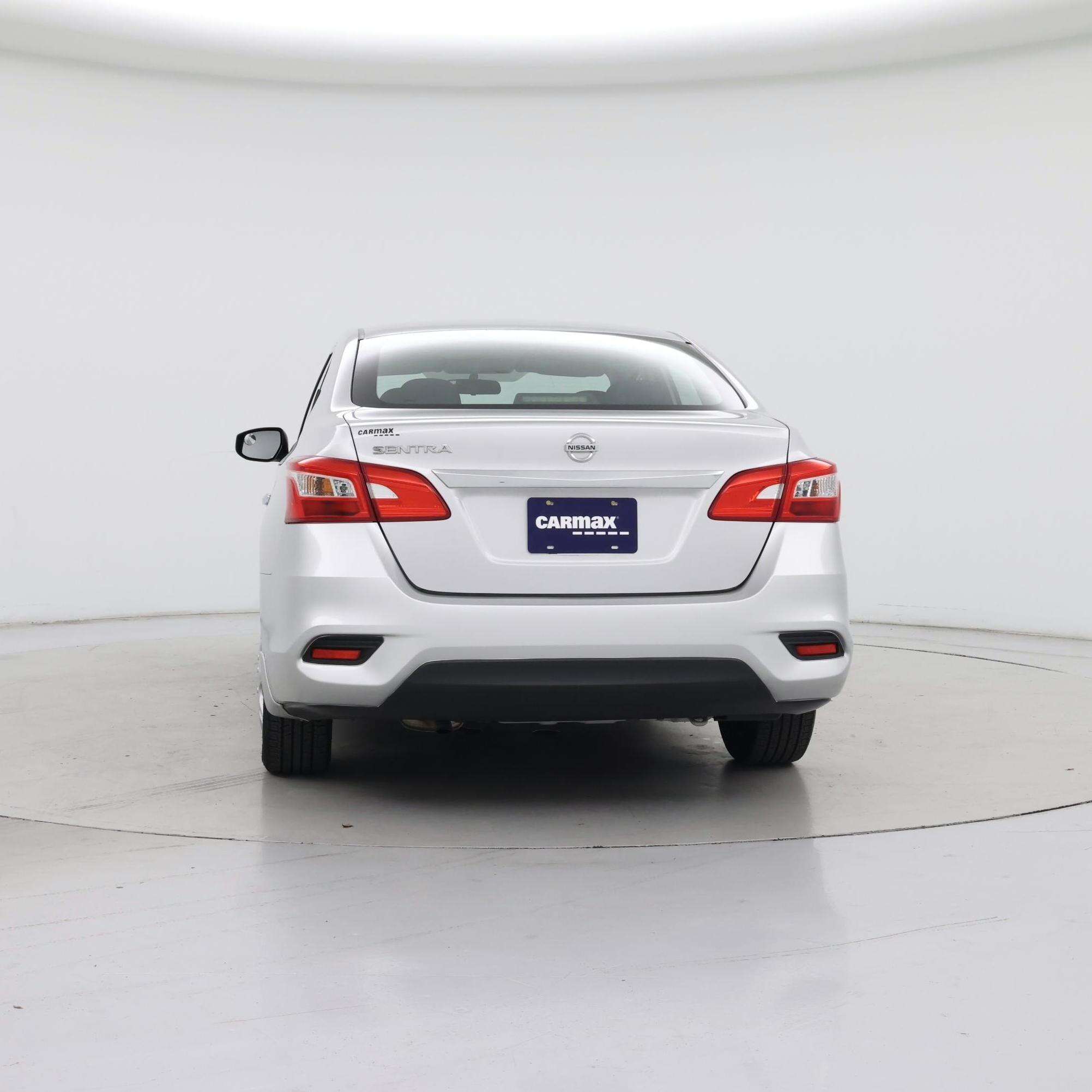Thumbnail: 2017 Nissan Sentra - 6