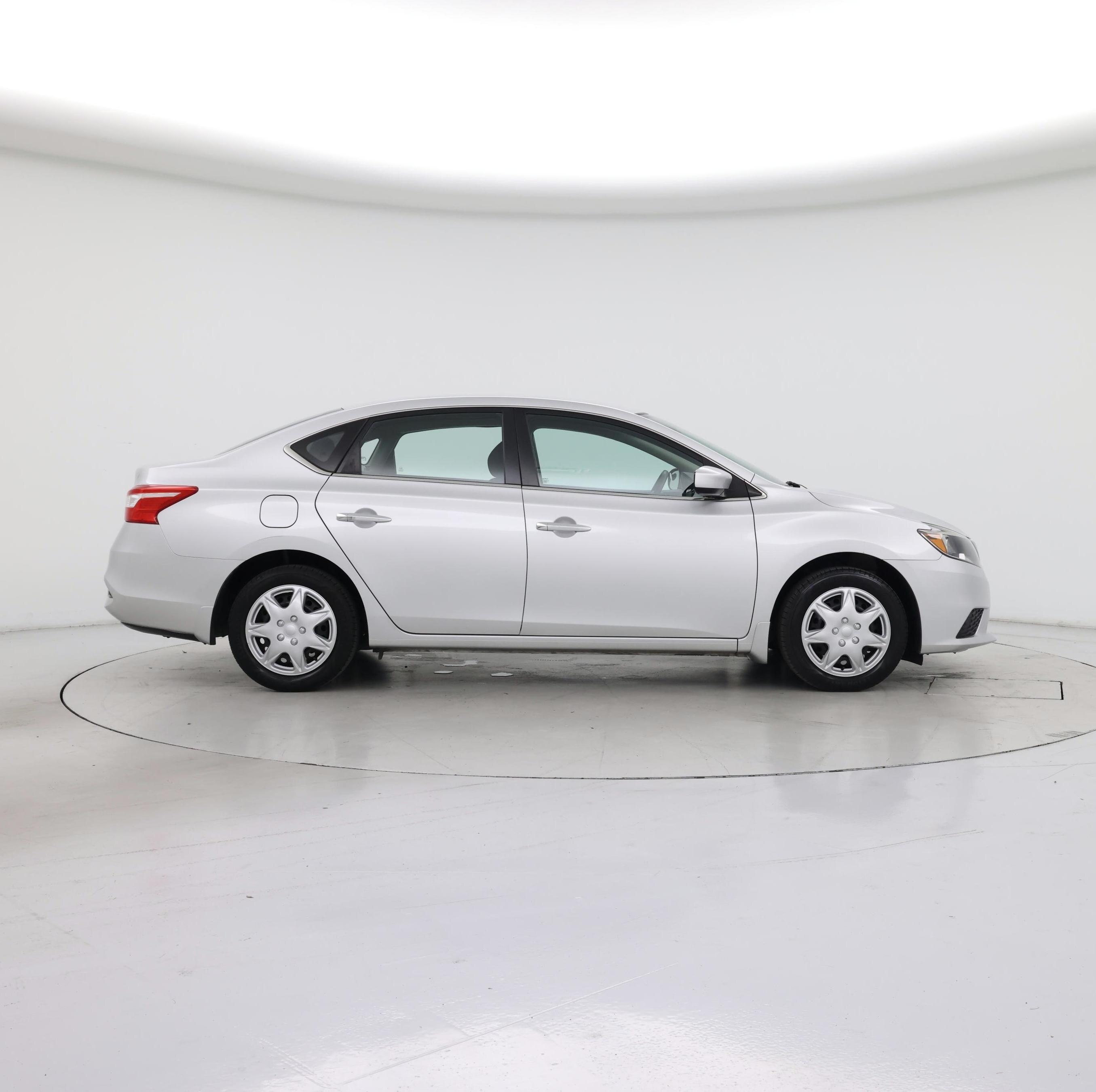 Thumbnail: 2017 Nissan Sentra - 7