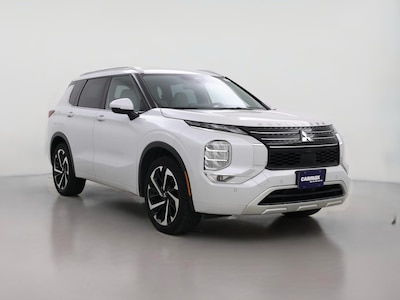 White 2023 Mitsubishi Outlander SEL