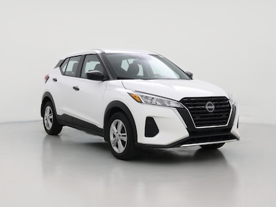 White 2024 Nissan Kicks S