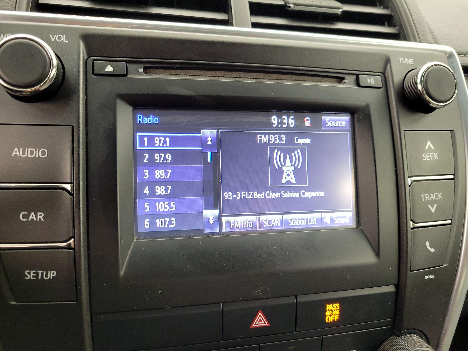 Thumbnail: 2015 Toyota Camry - 15