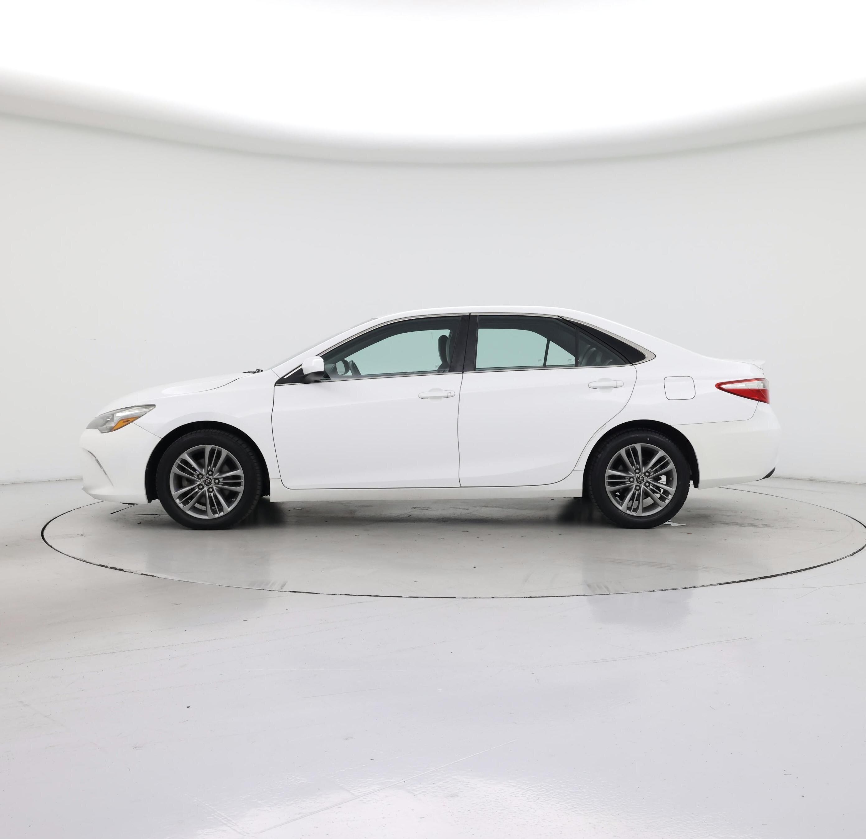 Thumbnail: 2015 Toyota Camry - 3