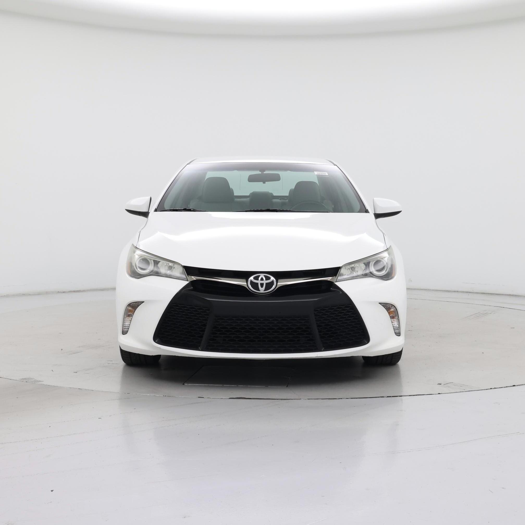 Thumbnail: 2015 Toyota Camry - 5