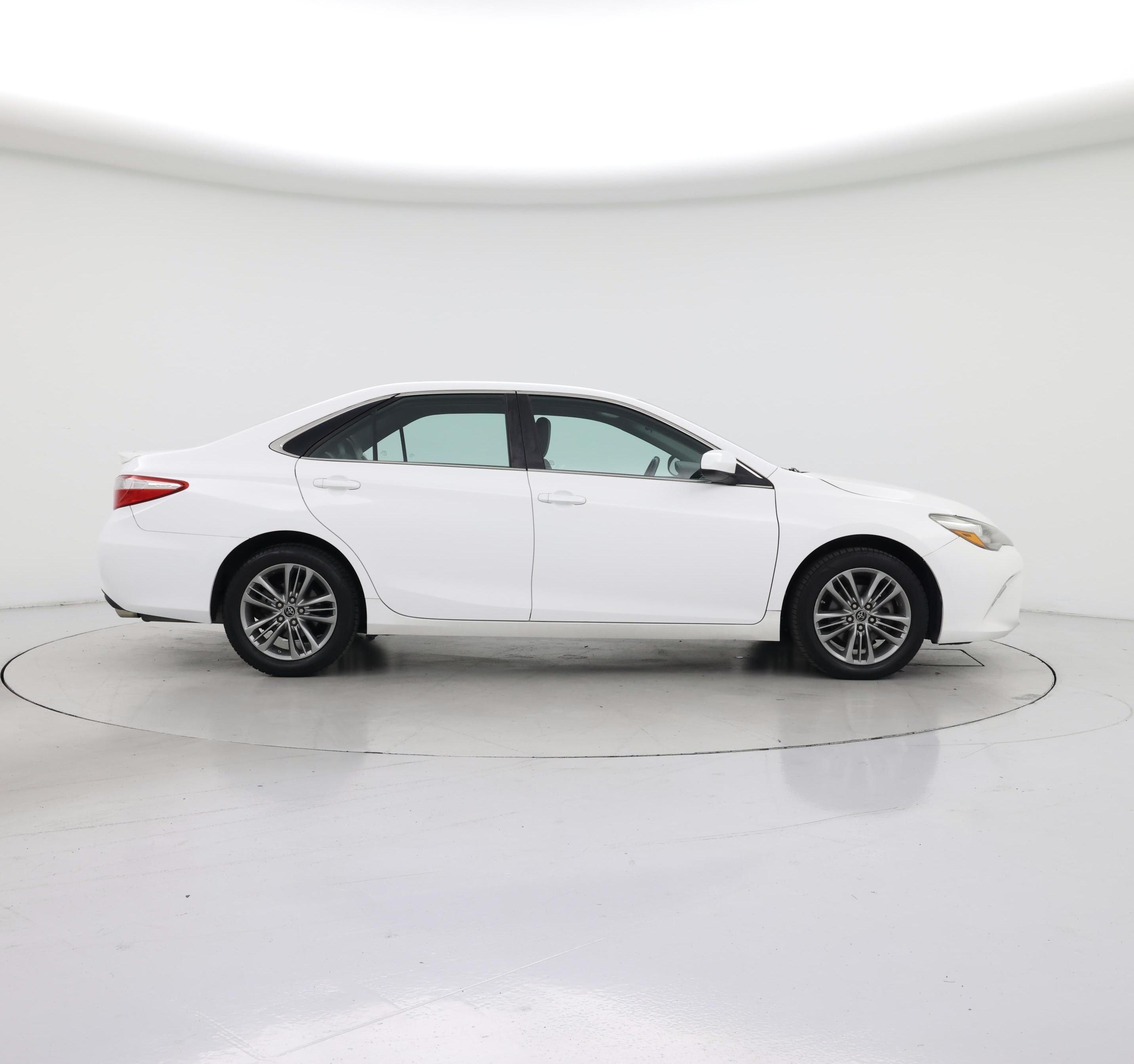 Thumbnail: 2015 Toyota Camry - 7