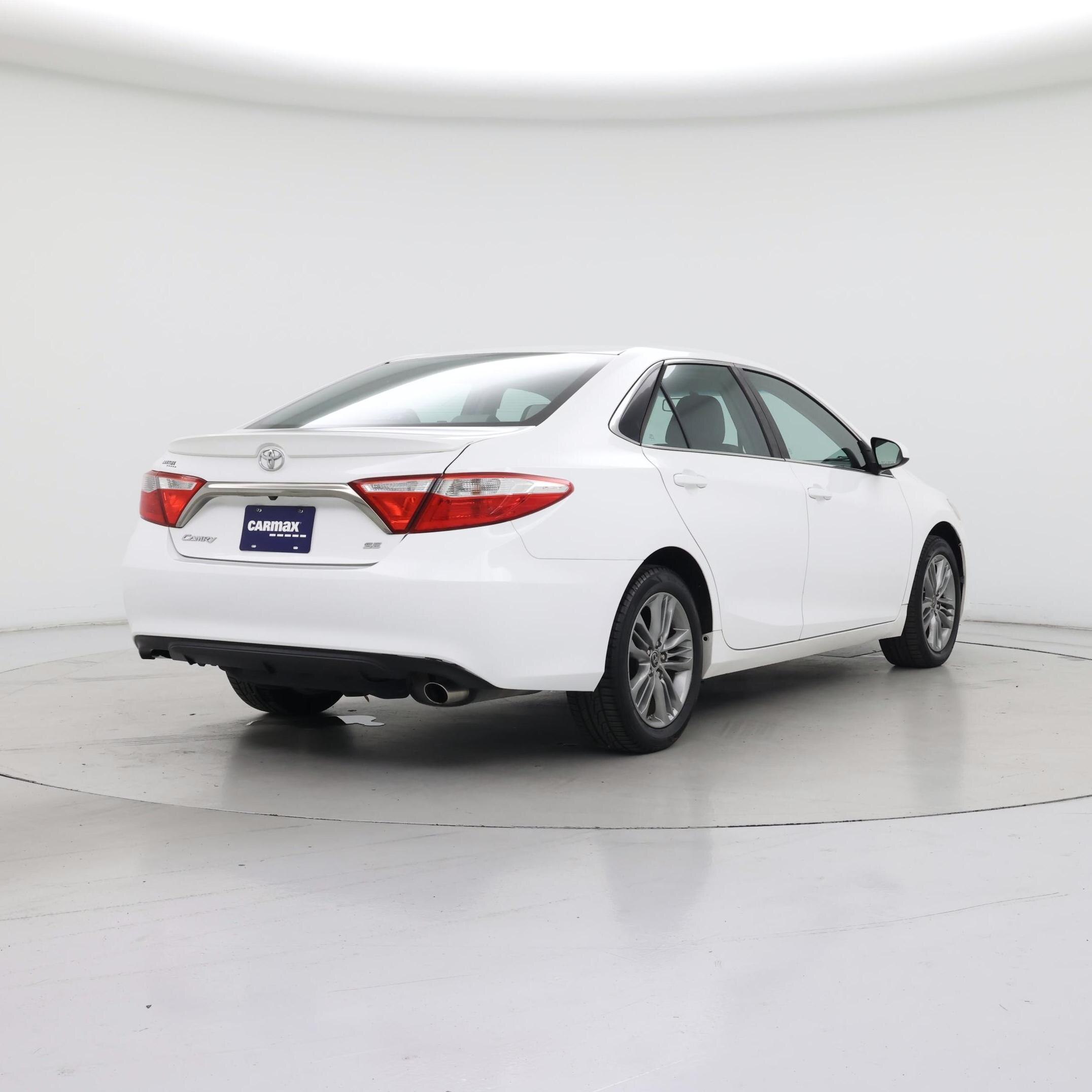 Thumbnail: 2015 Toyota Camry - 8