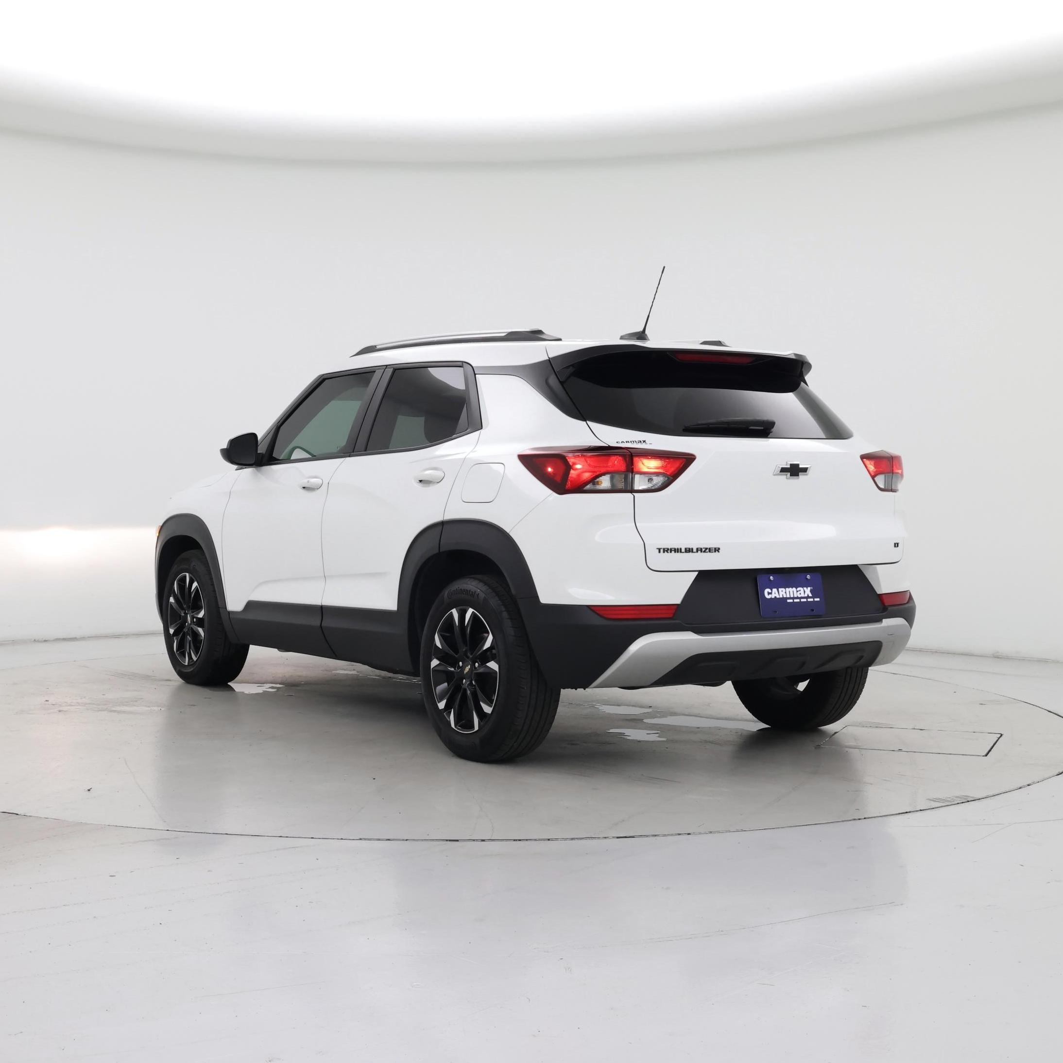 Thumbnail: 2023 Chevrolet TrailBlazer - 2
