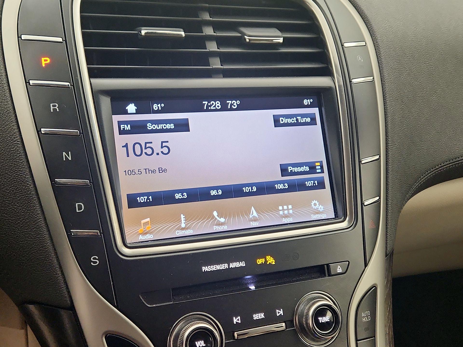 Thumbnail: 2019 Lincoln Nautilus - 16