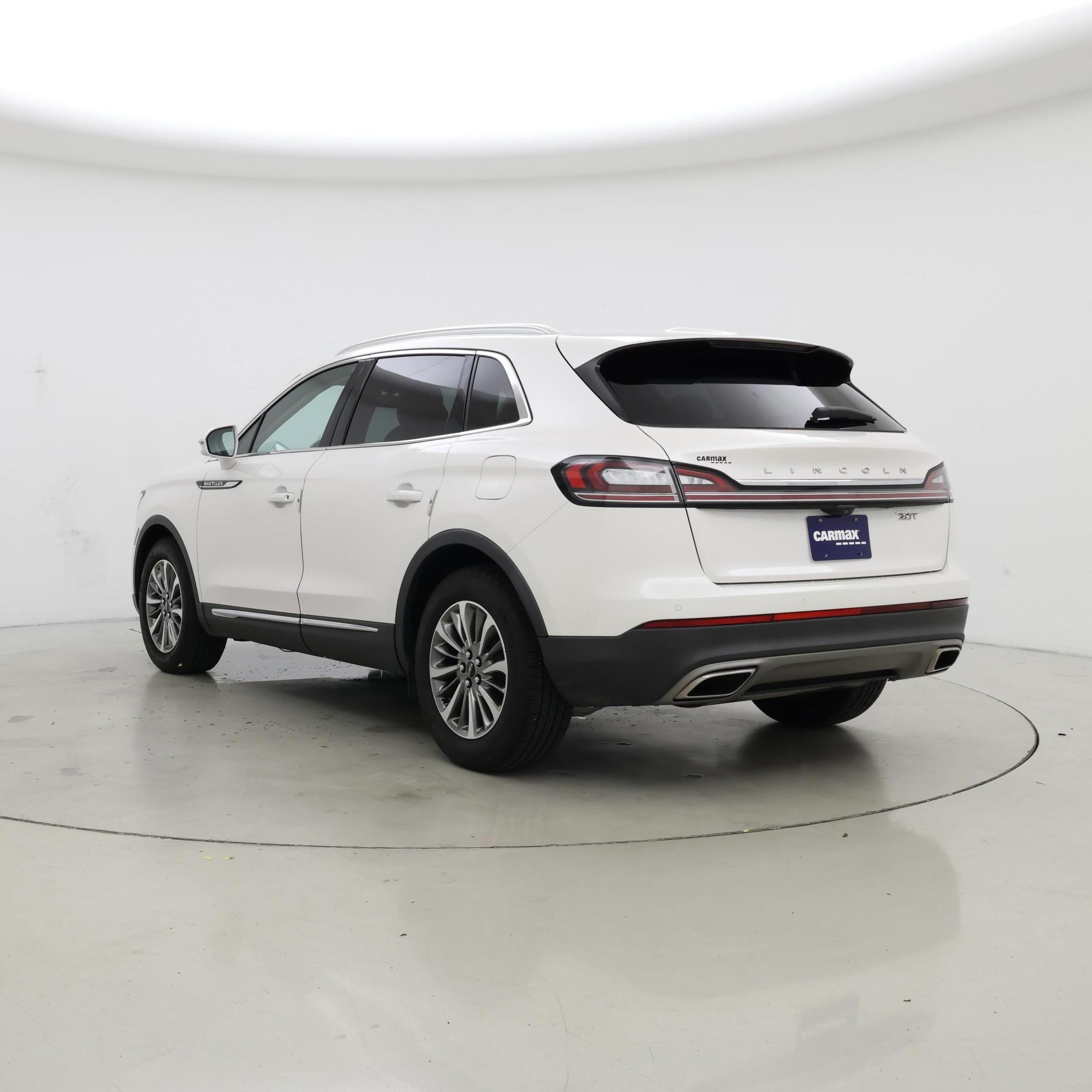 Thumbnail: 2019 Lincoln Nautilus - 2