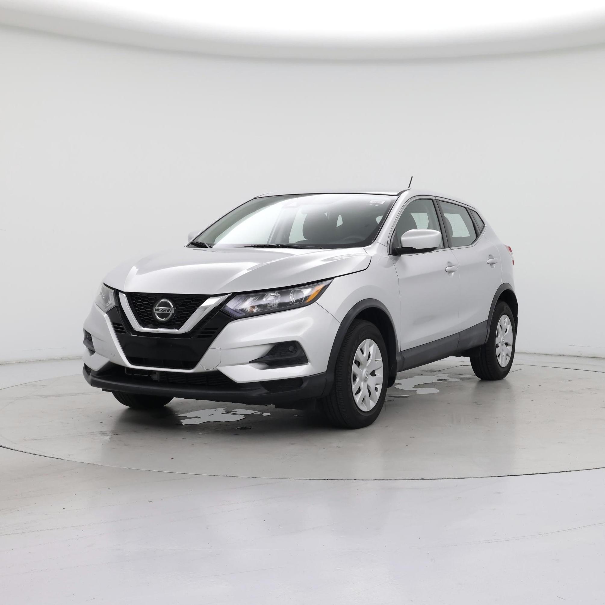 Thumbnail: 2020 Nissan Rogue Sport - 4