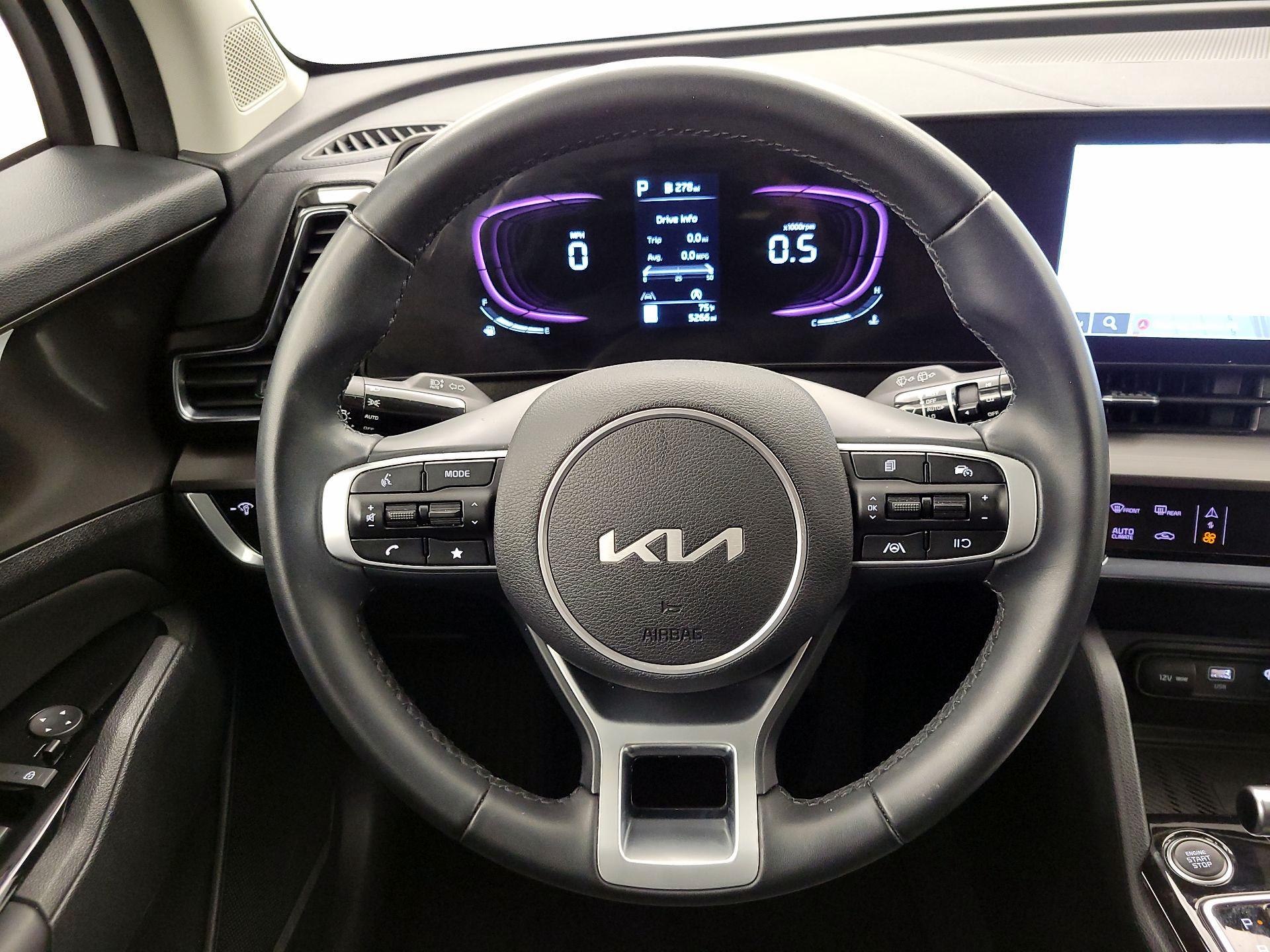 Thumbnail: 2023 Kia Sportage - 10