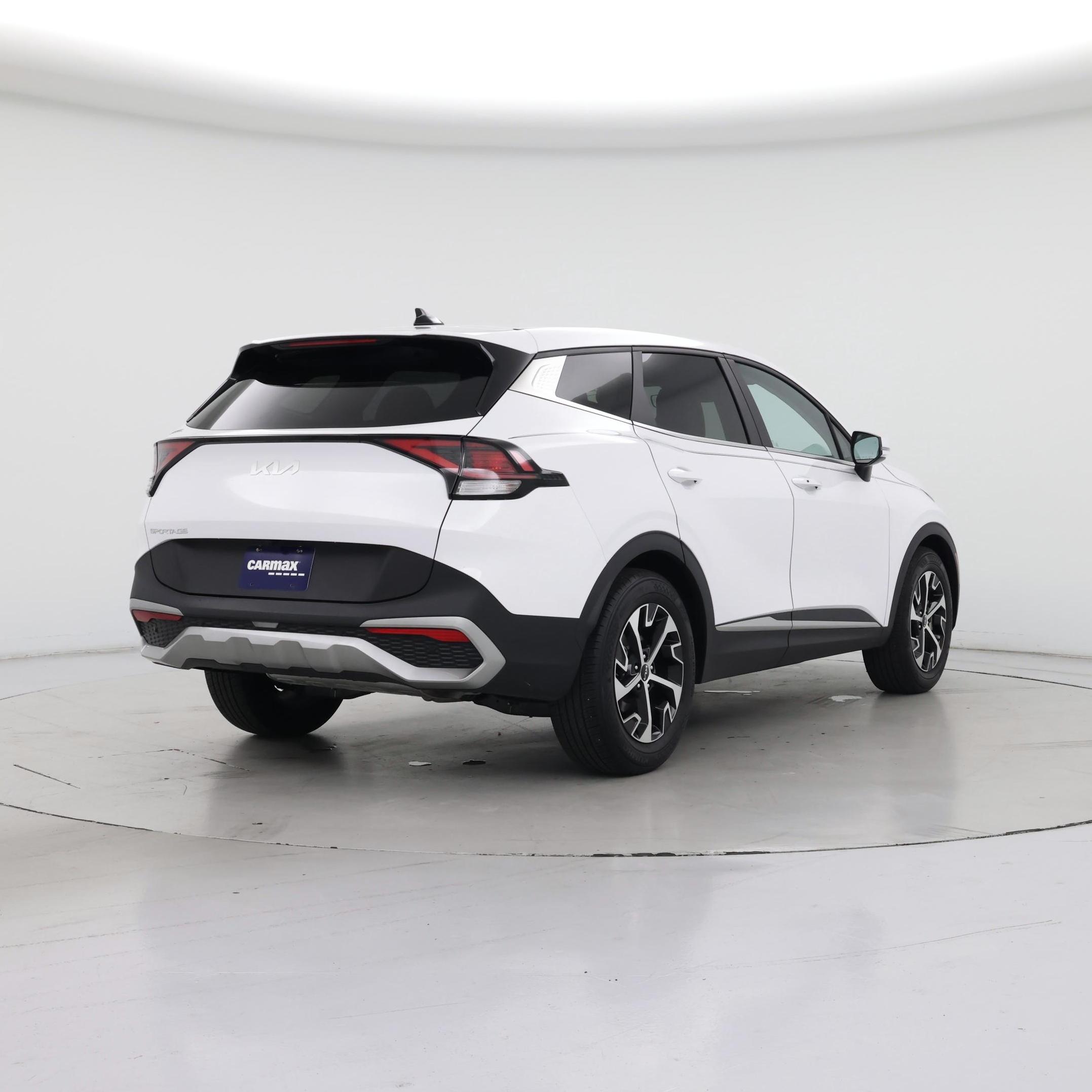 Thumbnail: 2023 Kia Sportage - 8