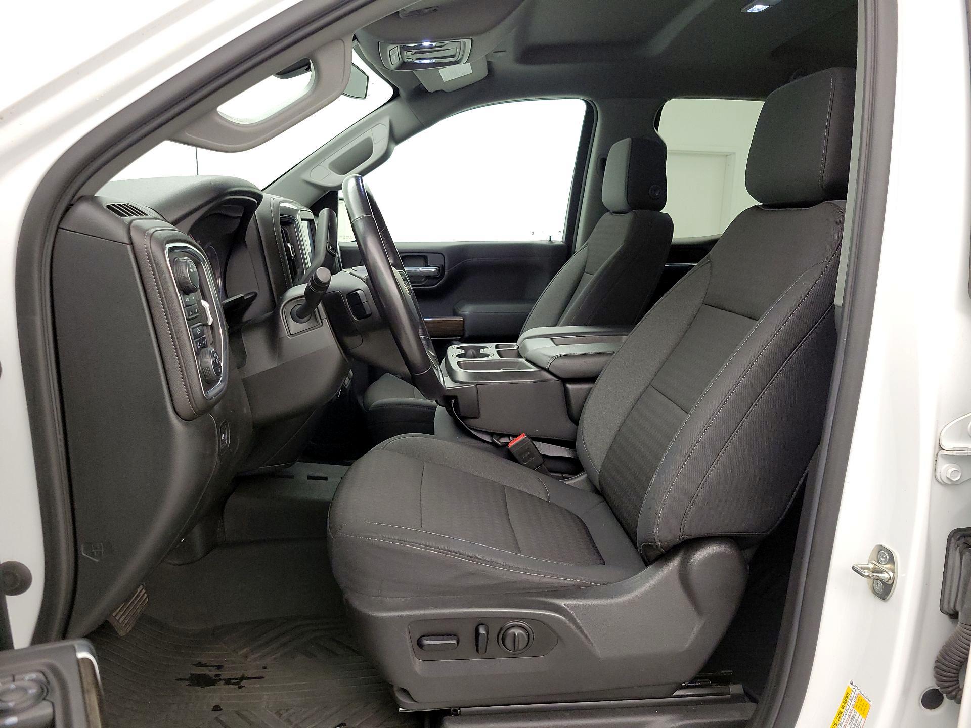 Thumbnail: 2020 Chevrolet Silverado 1500 - 11