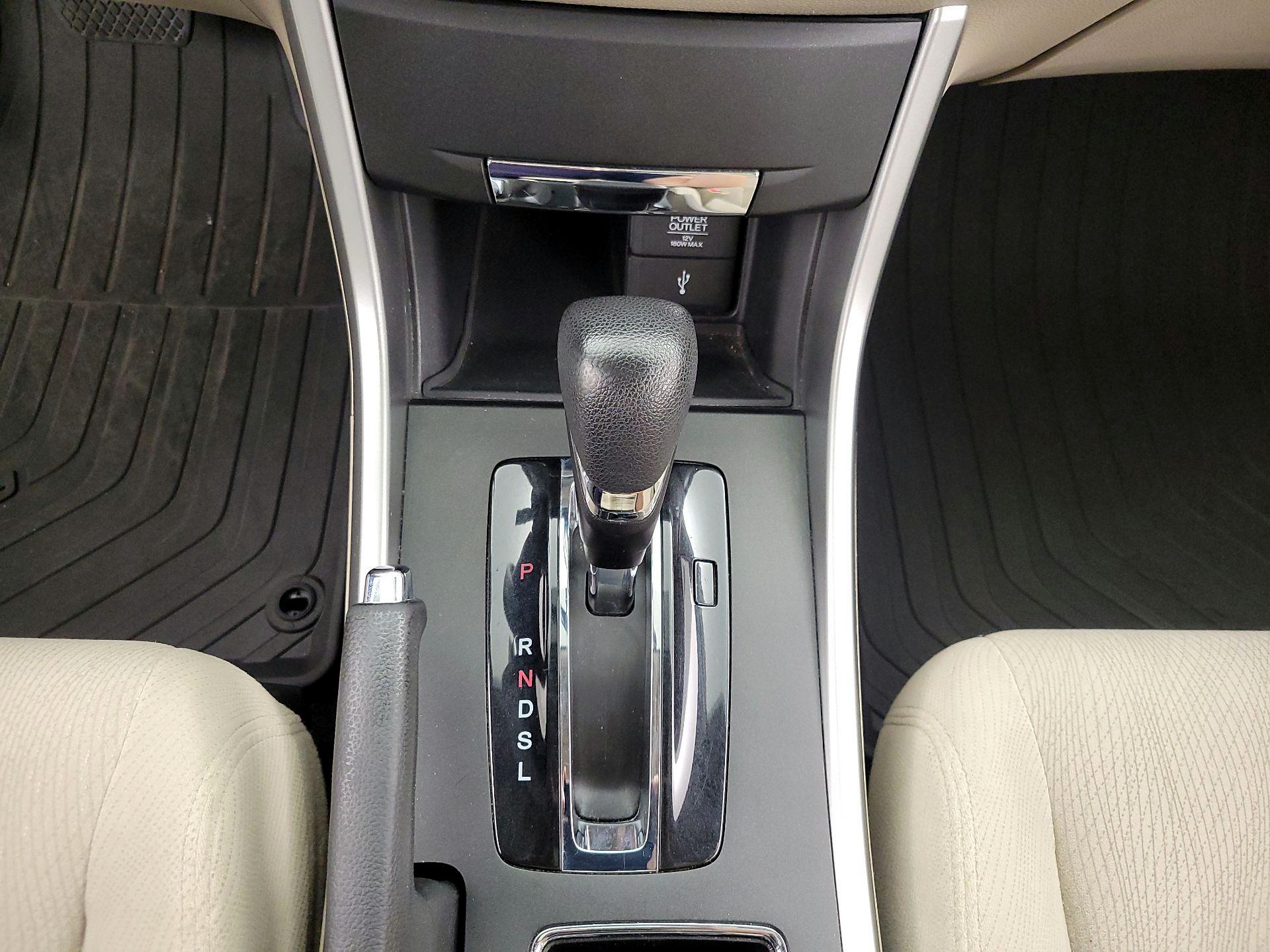 Thumbnail: 2014 Honda Accord - 17