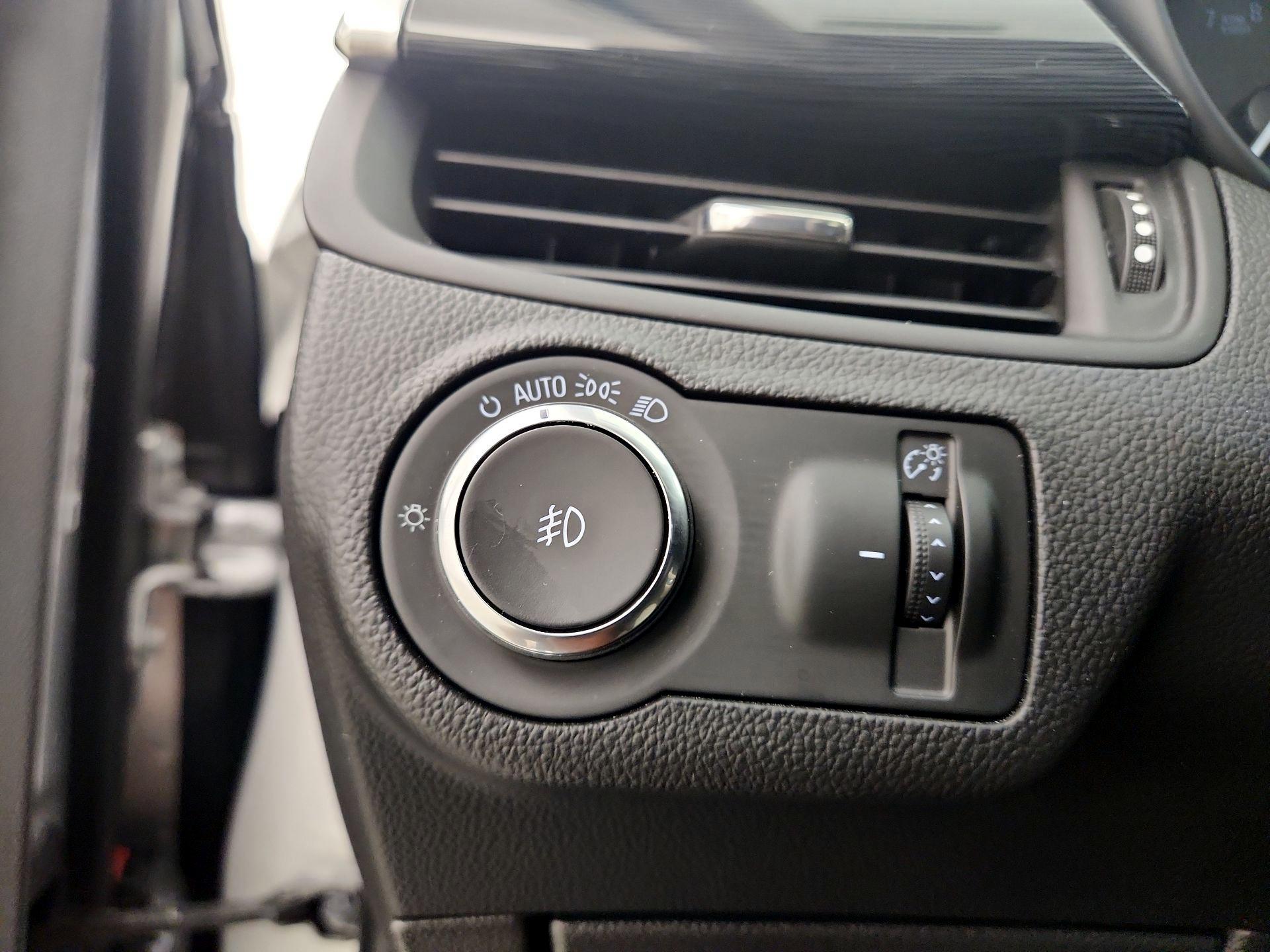 Thumbnail: 2017 Buick Envision - 13