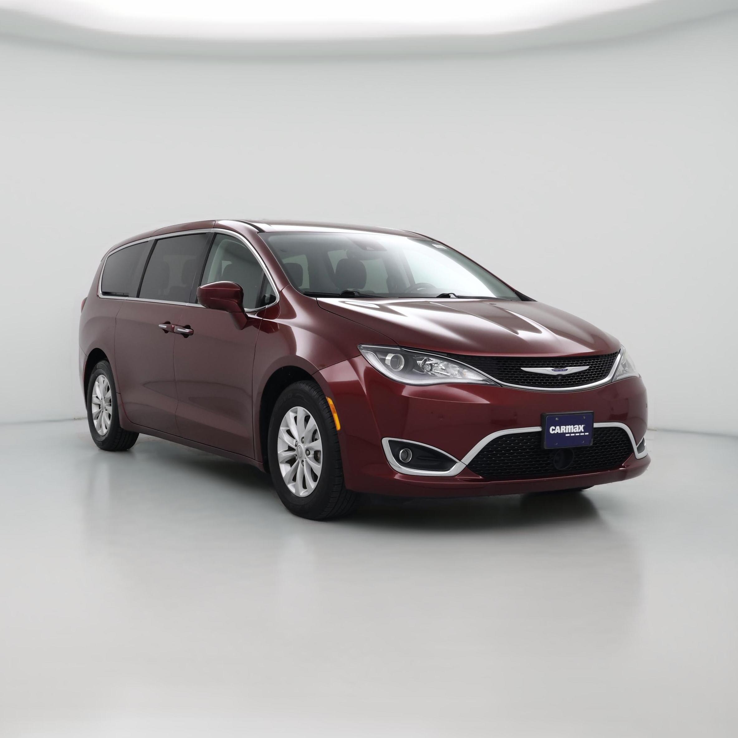 Thumbnail: 2019 Chrysler Pacifica - 1